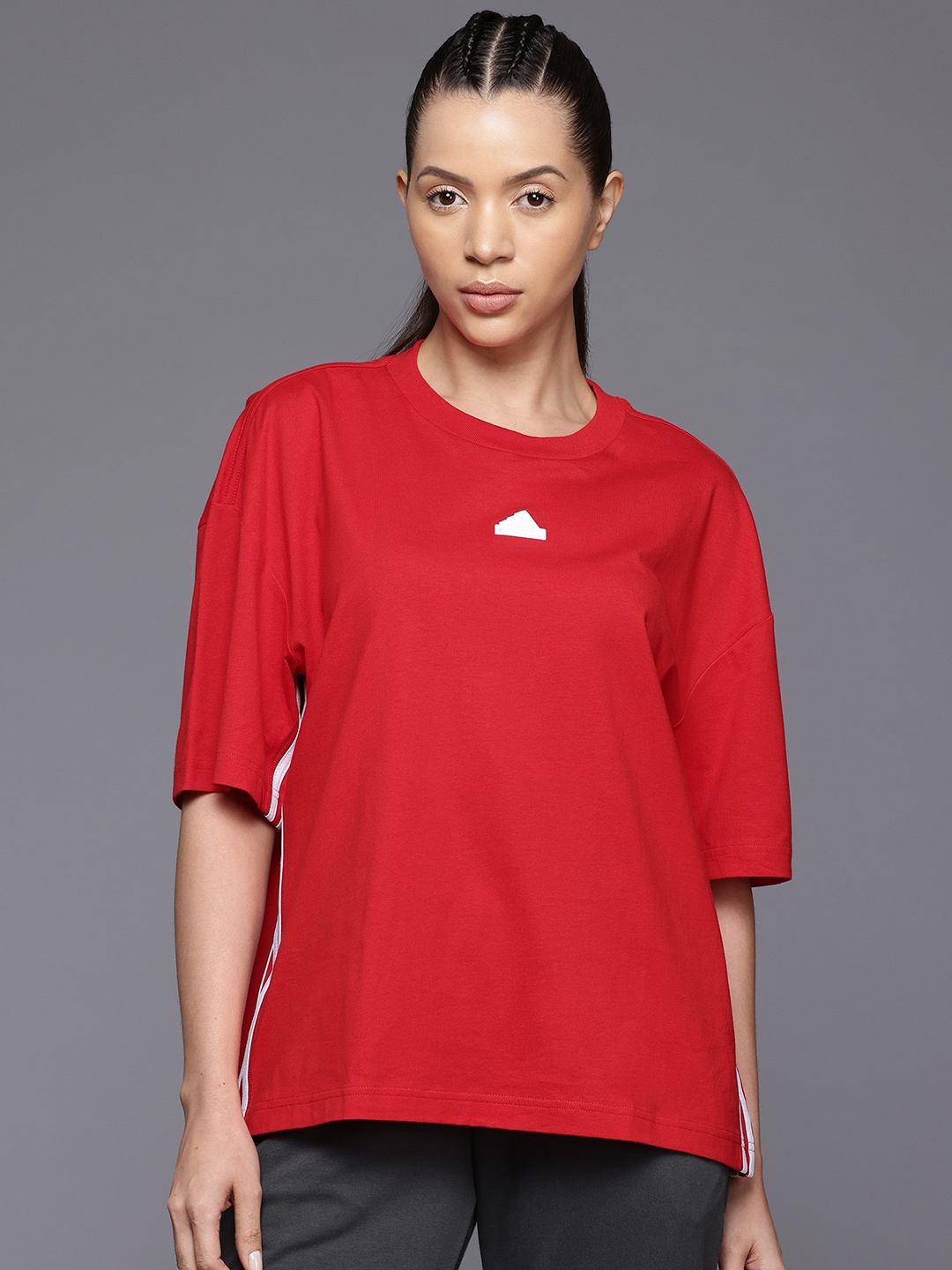 

ADIDAS Striped Detail Drop-Shoulder Sleeves Relaxed Fit Pure Cotton Express T-shirt, Red