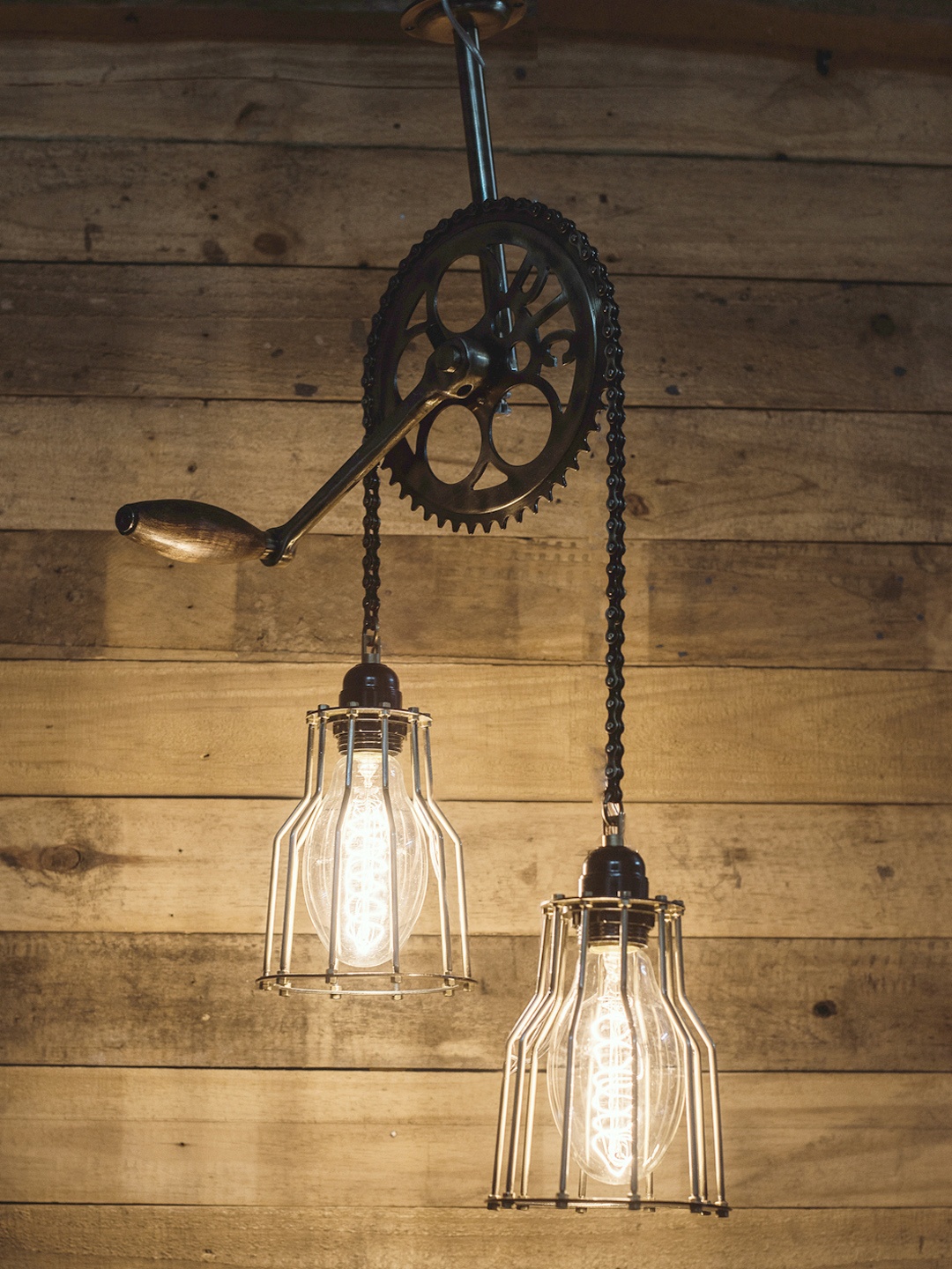 

Fos Lighting Gunmetal-Toned & Black Textured Hanging Lamp, Metallic