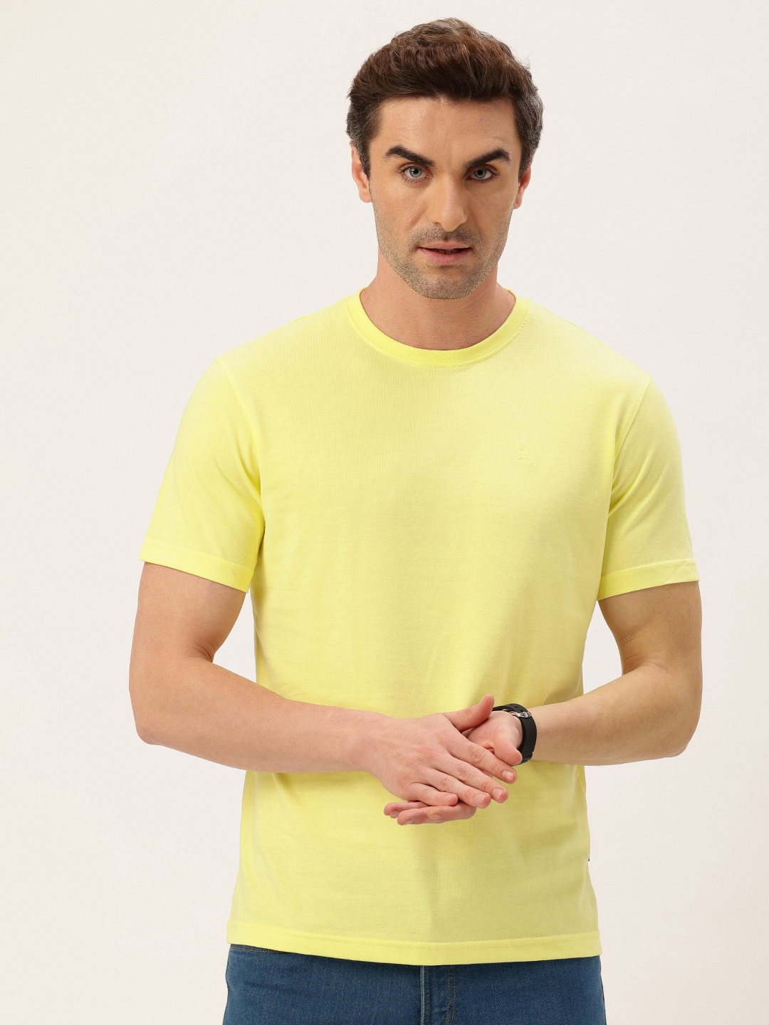 

Parx Solid Regular Fit T-shirt, Yellow