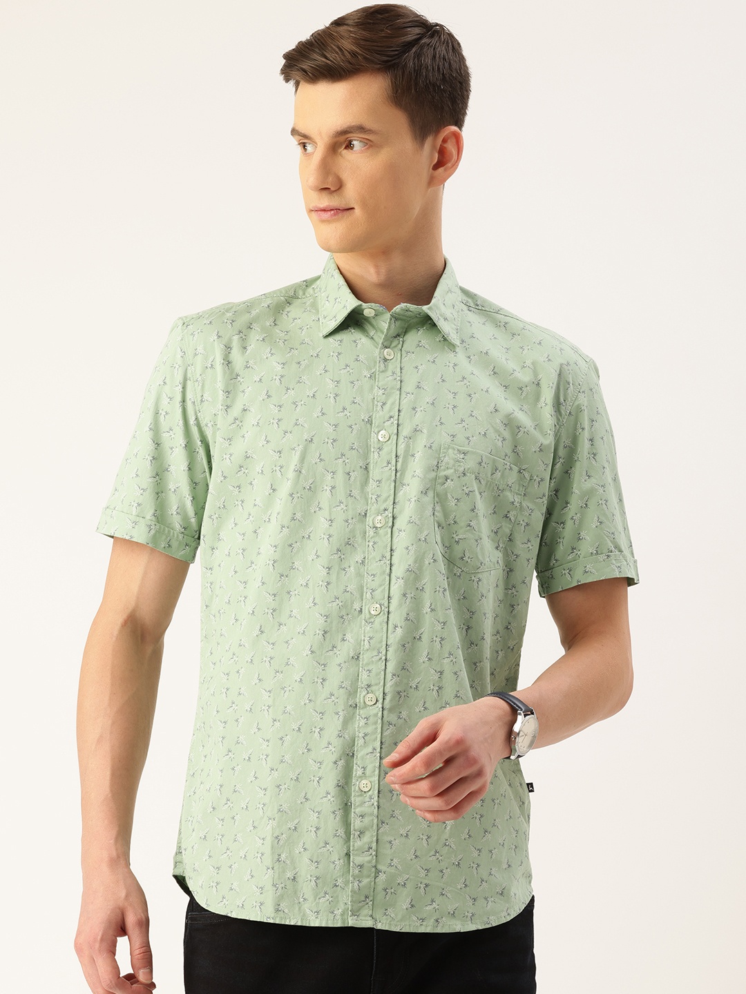 

Parx Pure Cotton Slim Fit Tropical Printed Casual Shirt, Green