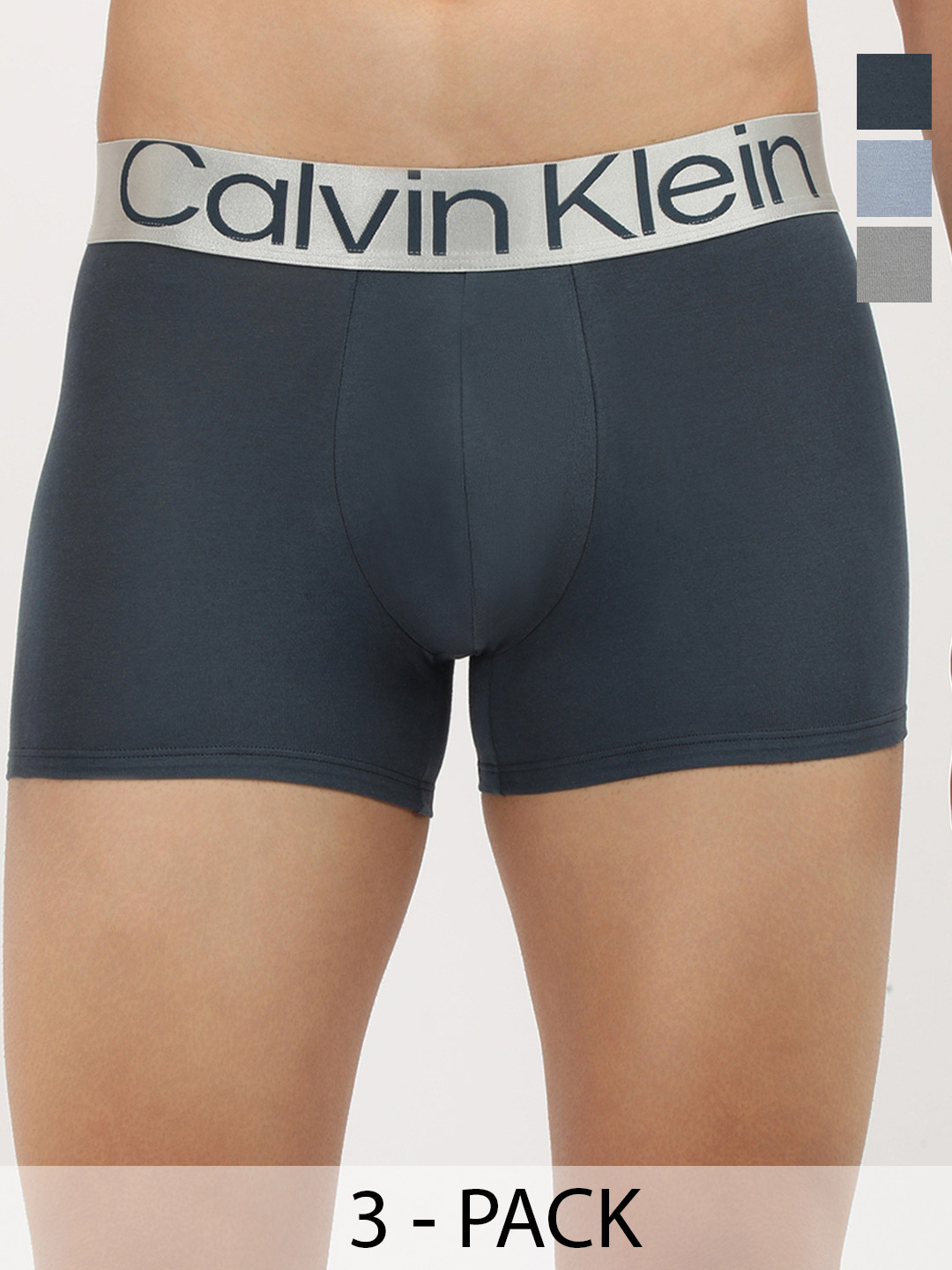 

Calvin Klein Underwear Men Pack Of 3 Low-Rise Trunks NB3130PZD, Black
