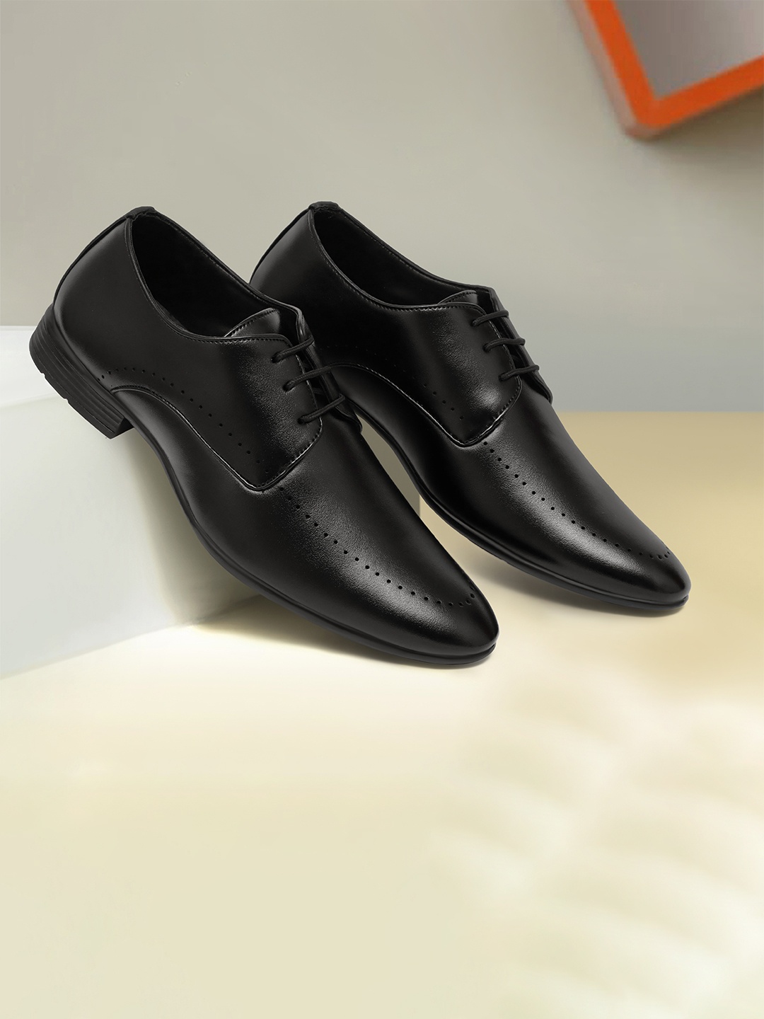 

SHUAN Men Leather Formal Oxfords, Black