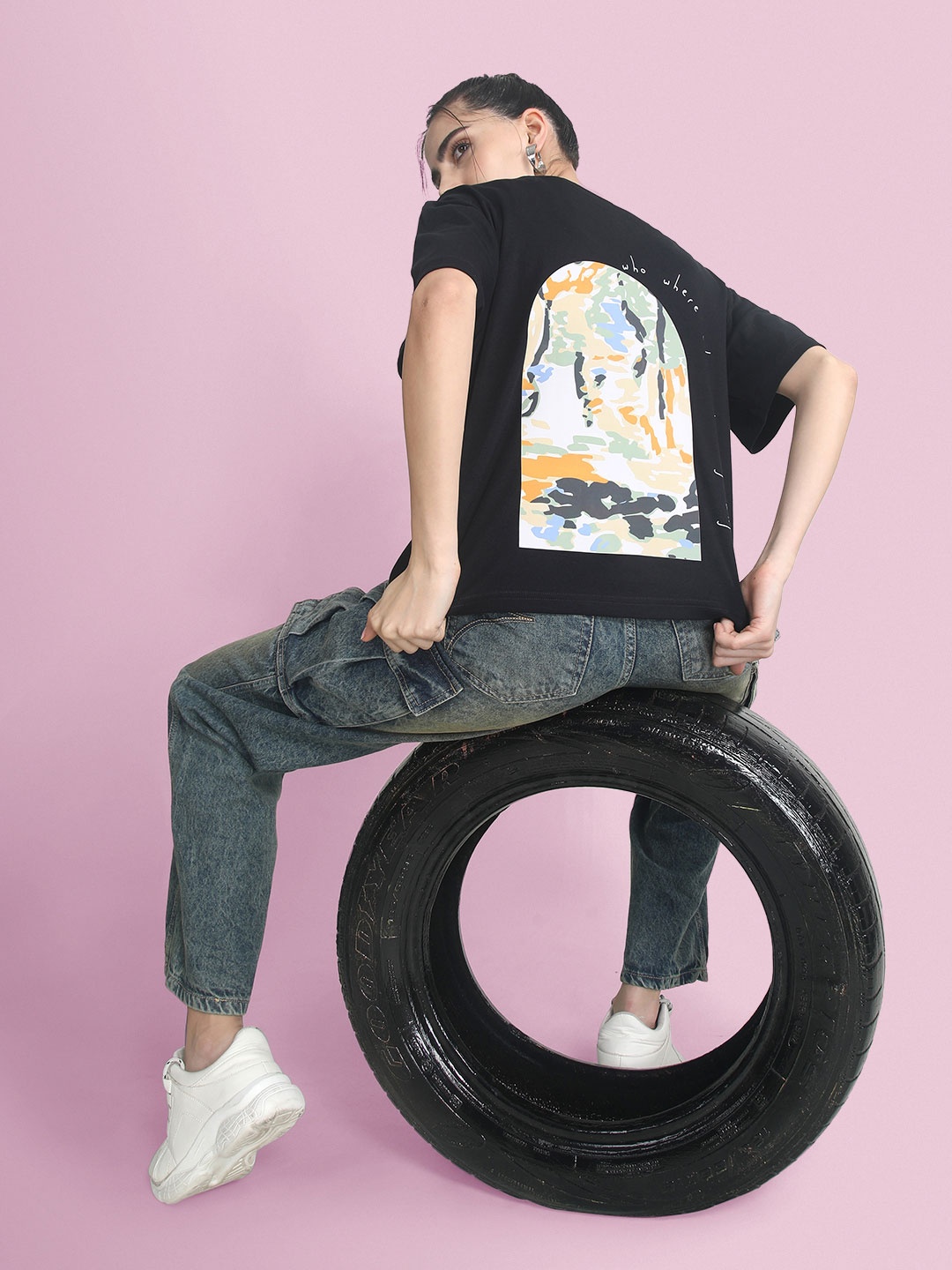 

Bene Kleed Women Abstract Printed Round Neck Cotton Boxy T-shirt, Black