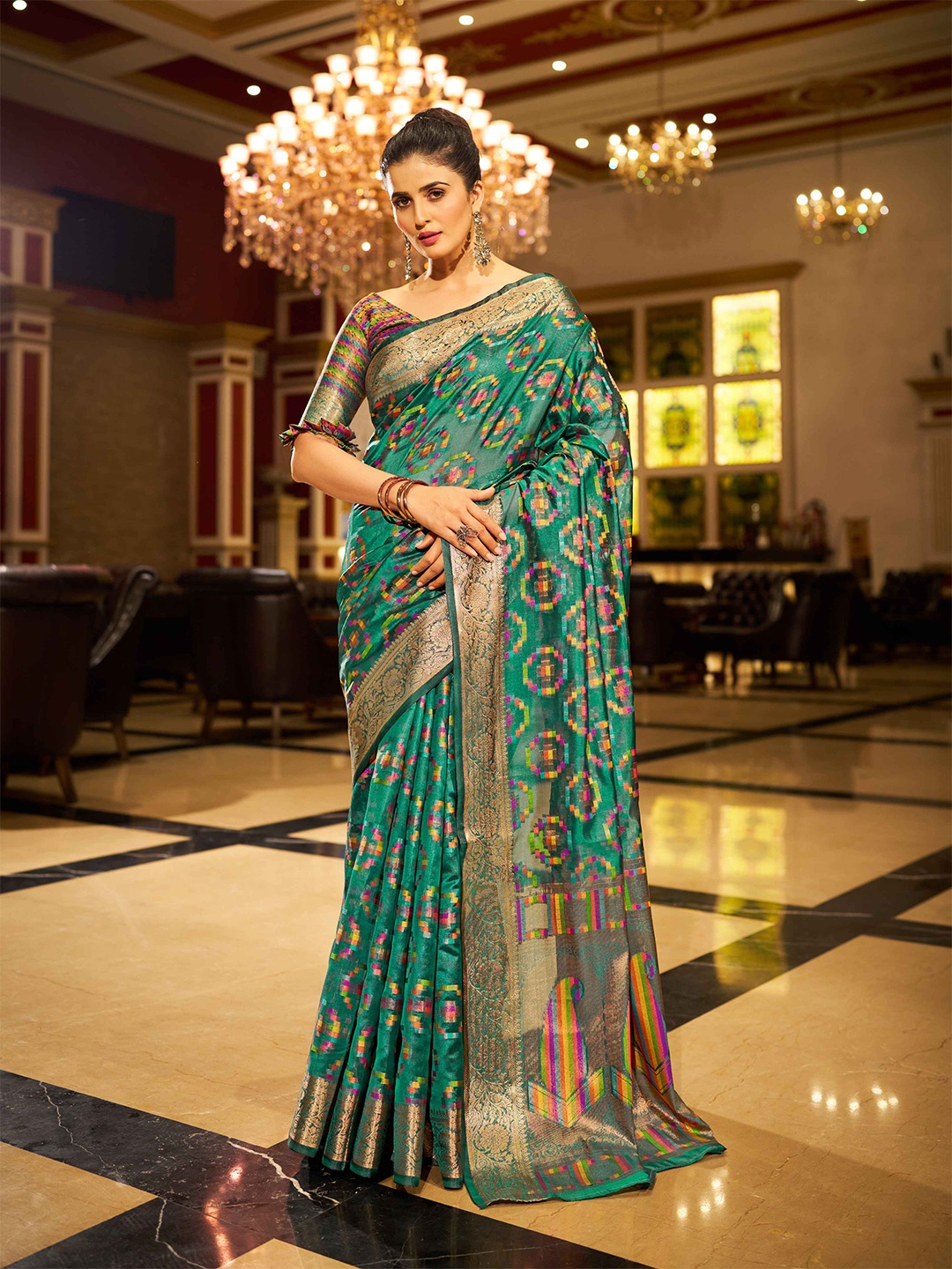 

Krimmple Woven Design Zari Organza Saree, Green