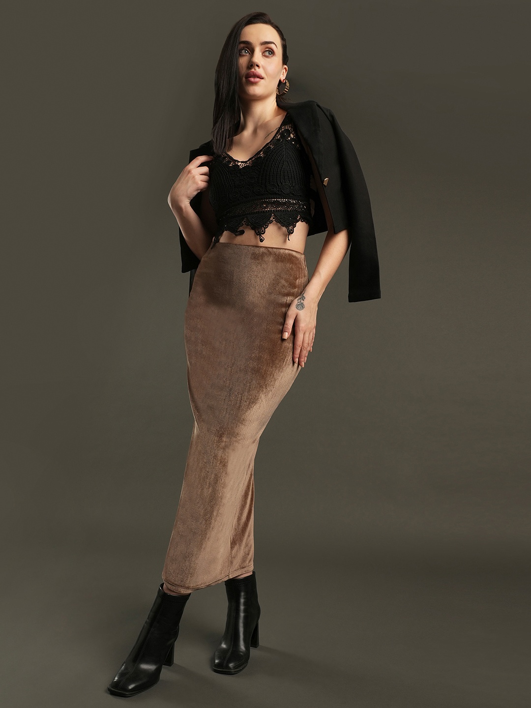 

Globus High-Rise Midi Pencil Skirt, Olive