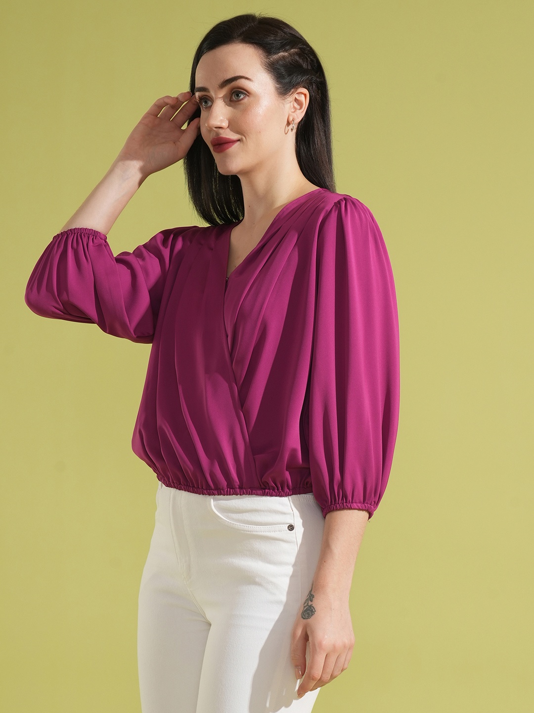 

Globus Women Solid V-Neck Top, Magenta