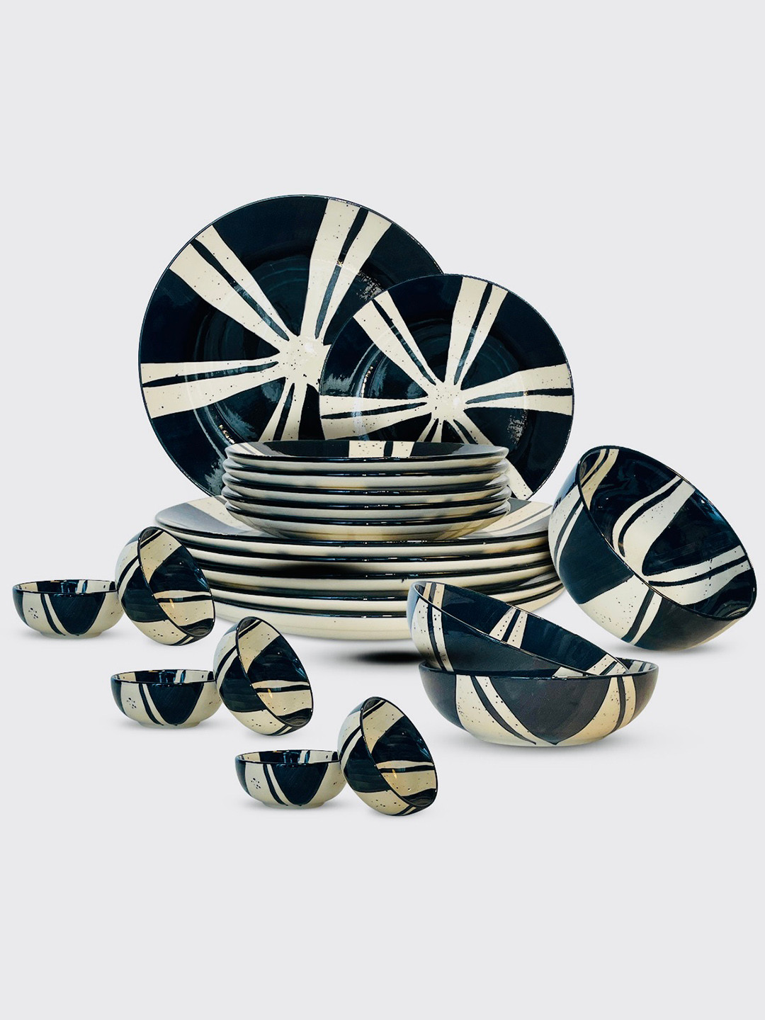 

BlackCarrot Black & White 21 Pieces Printed Ceramic Dinner Set