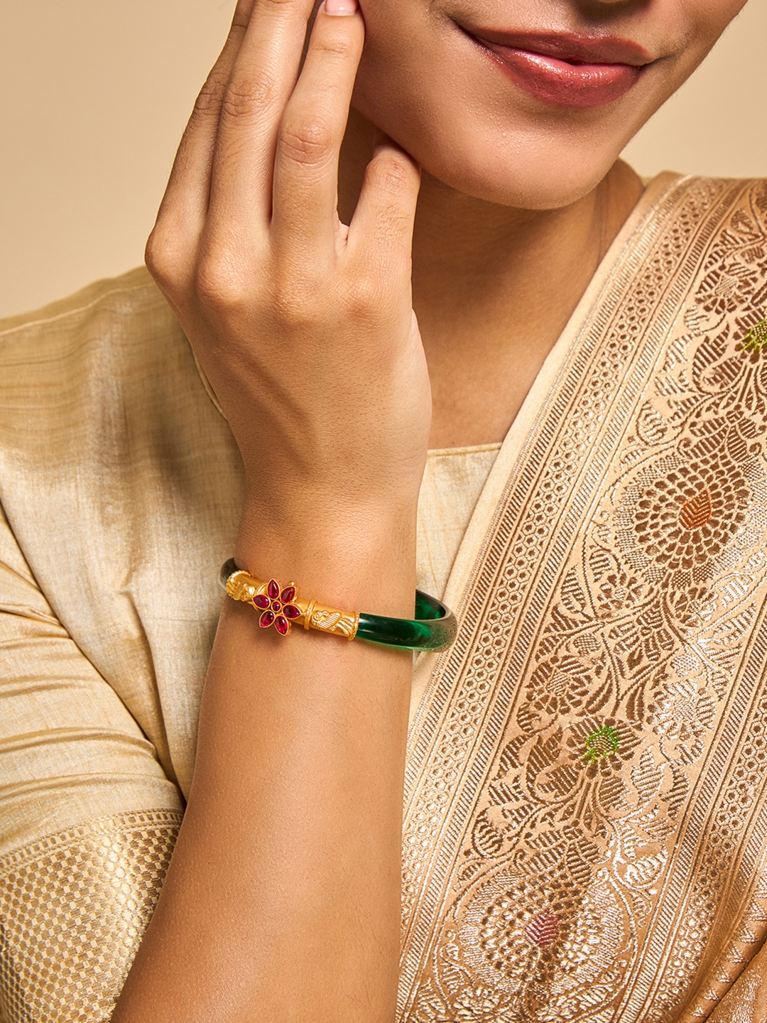 

Kushal's Fashion Jewellery 92.5 Silver Gold-Plated Stone Studded Bangle Style Bracelet