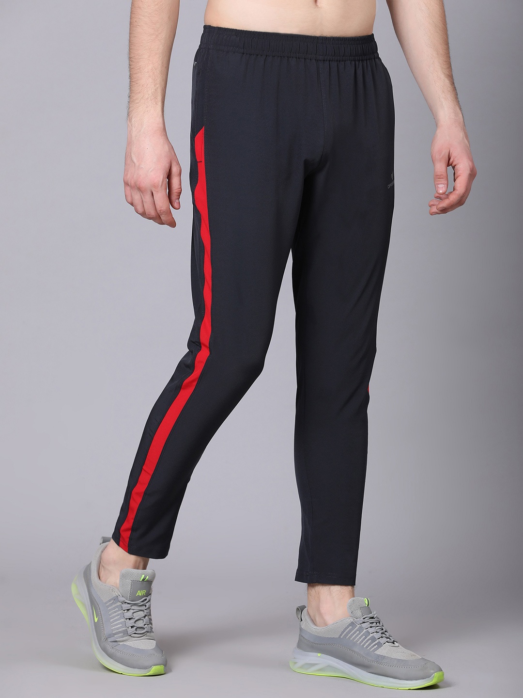 

Dpassion Men Relaxed-Fit Track Pants, Grey