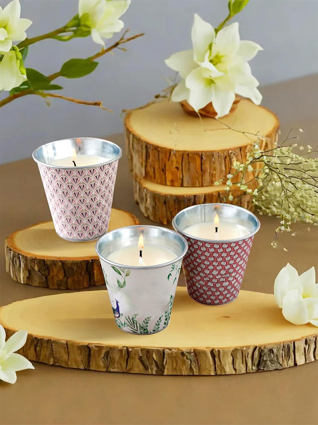 

Ekhasa White & Pink 3 Pieces Printed Soy Wax Scented Jar Candles