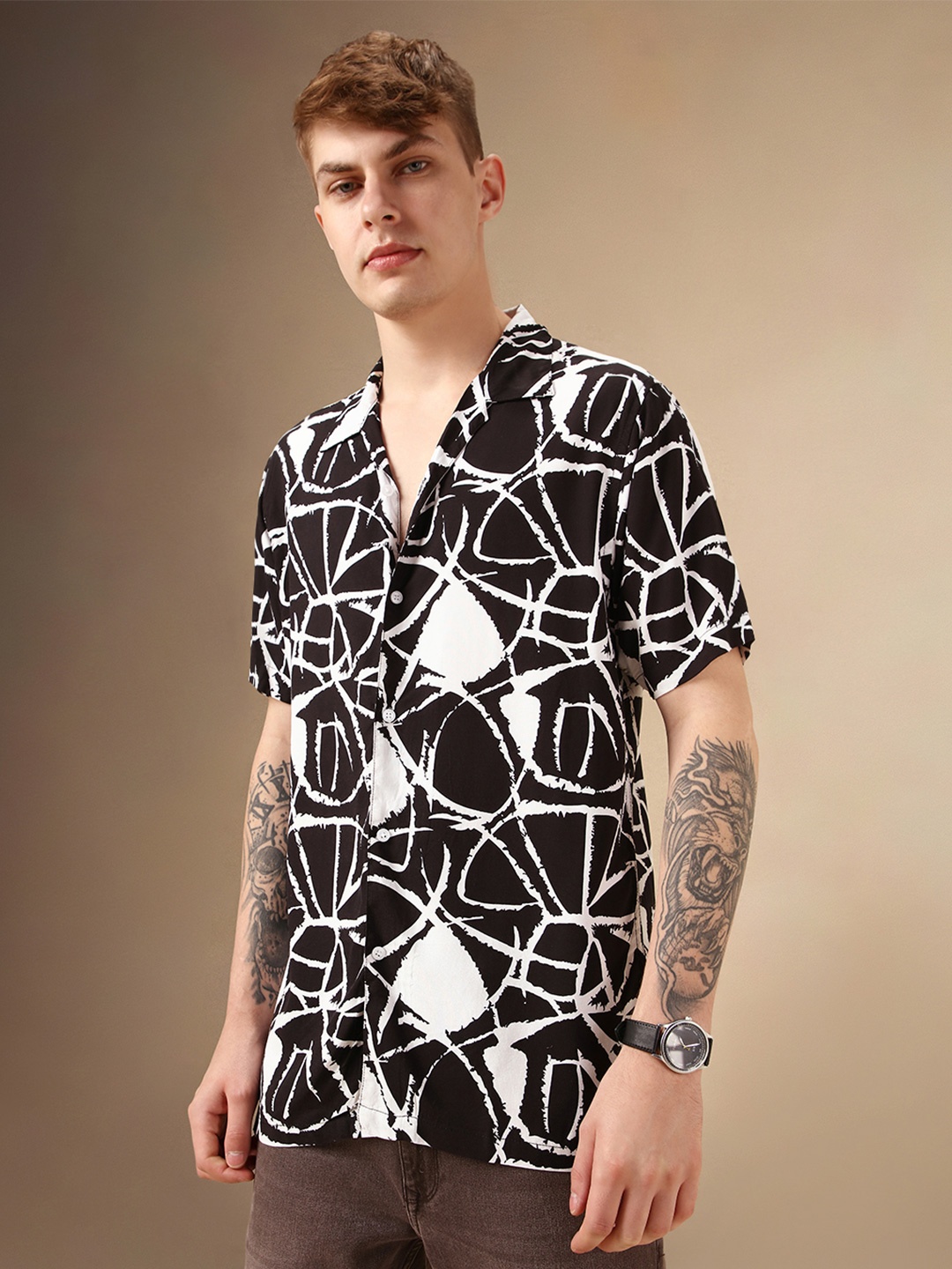 

Dennis Lingo Smart Abstract Printed Cuban Collar Relaxed Fit Casual Shirt, Black