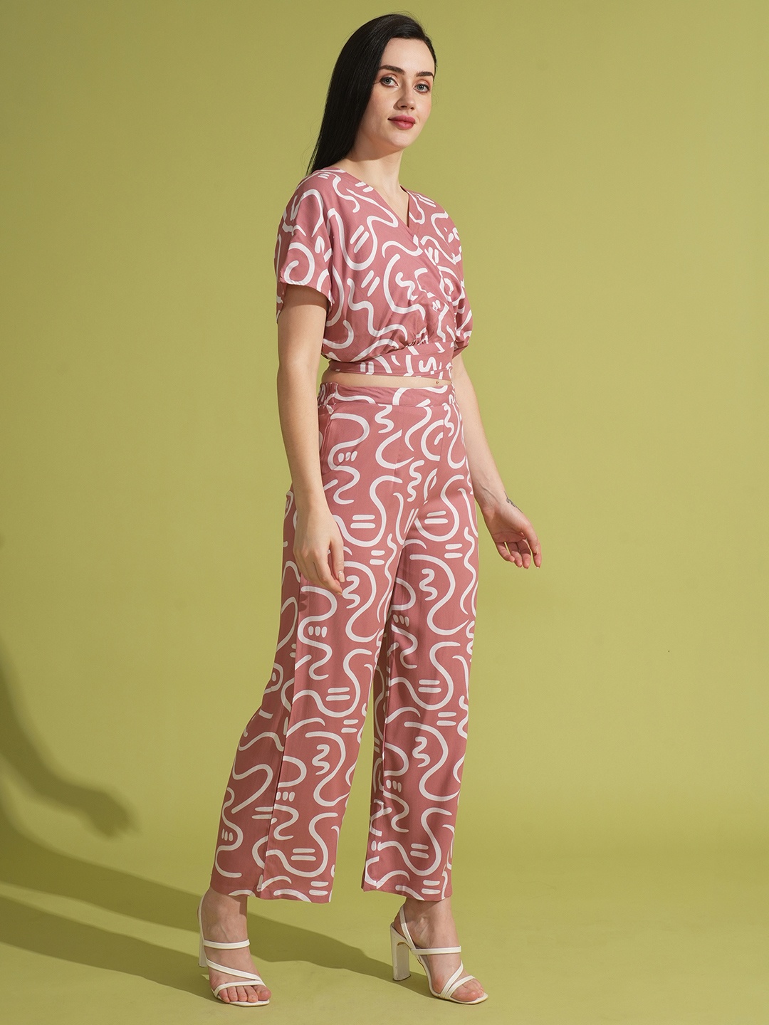 

Globus Abstract Printed V-Neck Top With Trousers, Pink