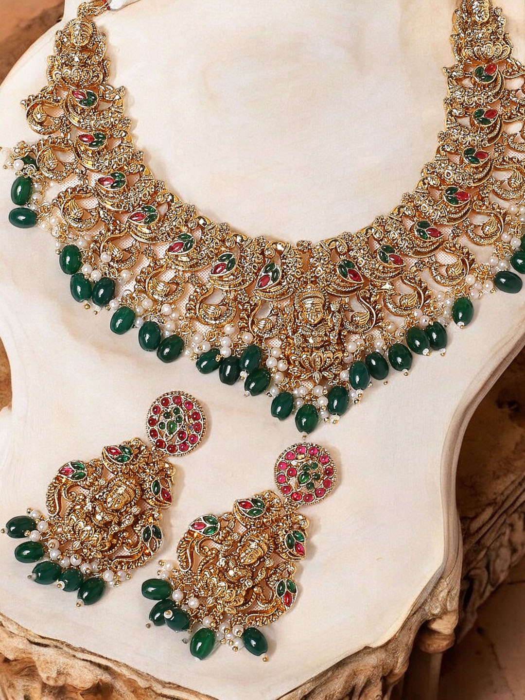 

Anouk Green Stone Studded & Beaded Temple Jewellery Set, Gold