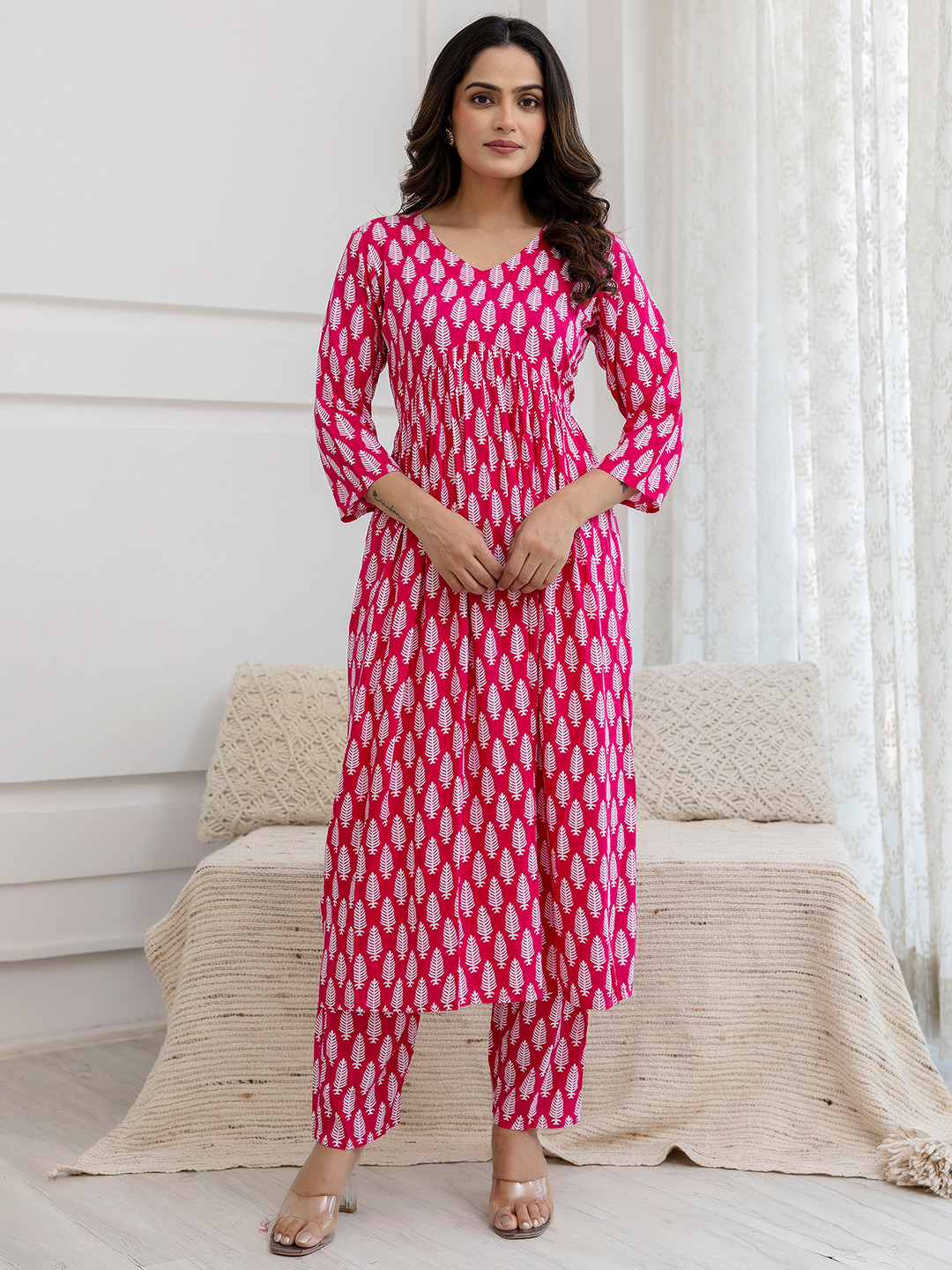 

Nocika Ethnic Motifs Printed Pleated Kurta with Trousers, Pink