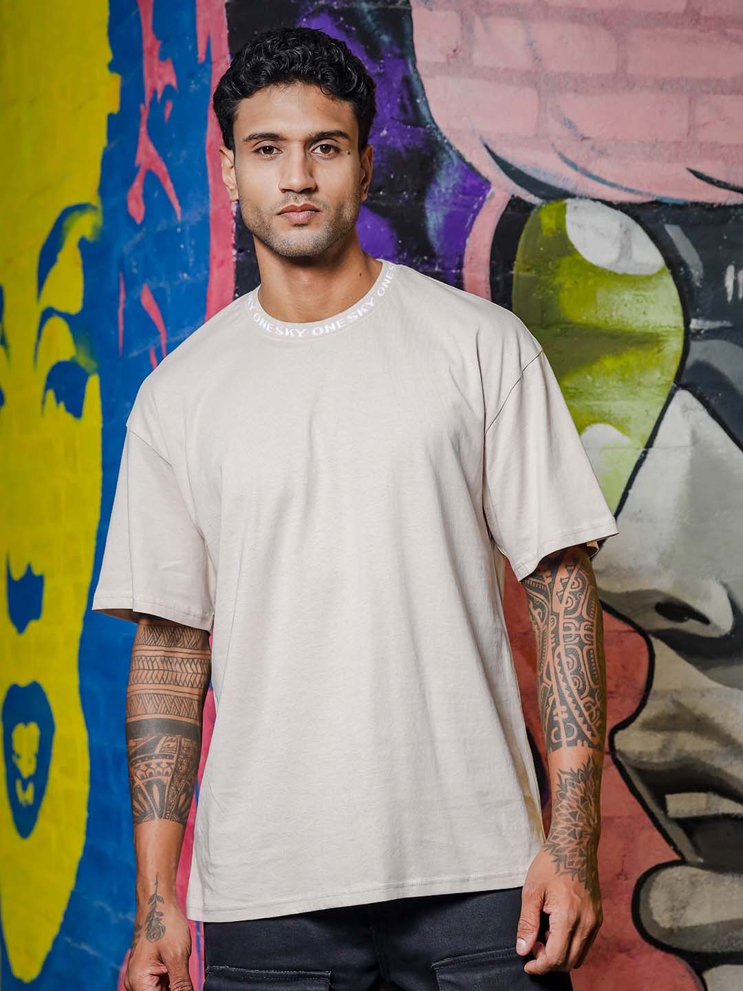 

ONE SKY Men Solid Round Neck Cotton Oversized T-shirt, Grey