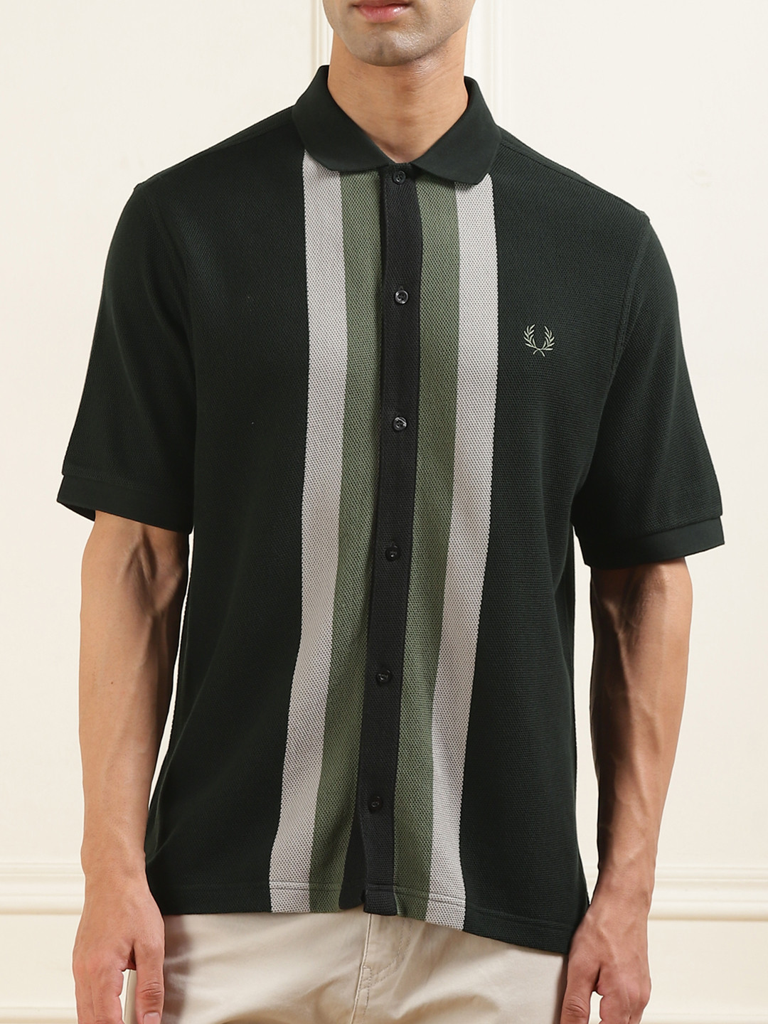 

Fred Perry Men Striped Pure Cotton T-shirt, Green