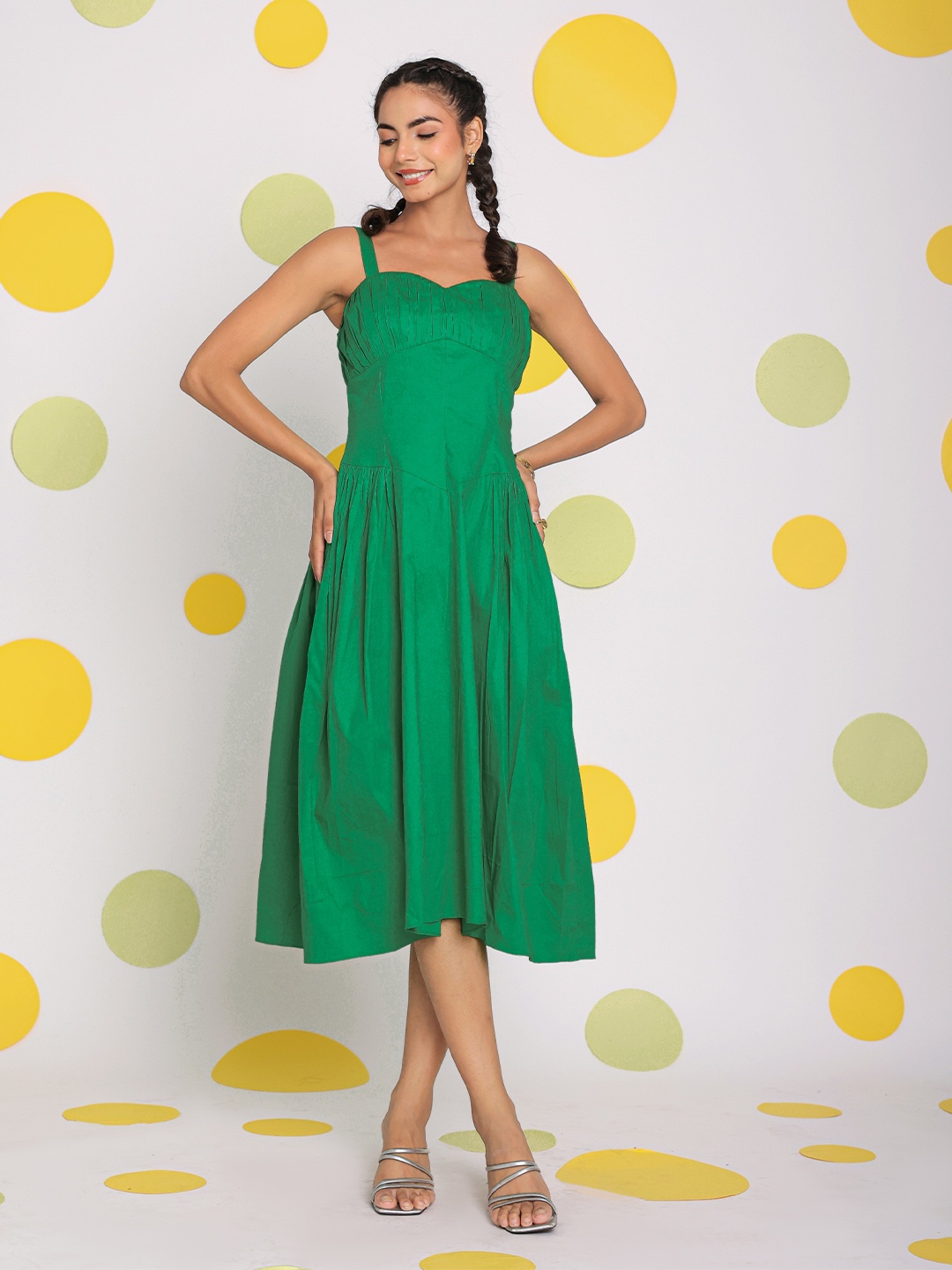 

KAORI BY SHREYA AGARWAL Women Shoulder Straps Fit & Flare Midi Dress, Green