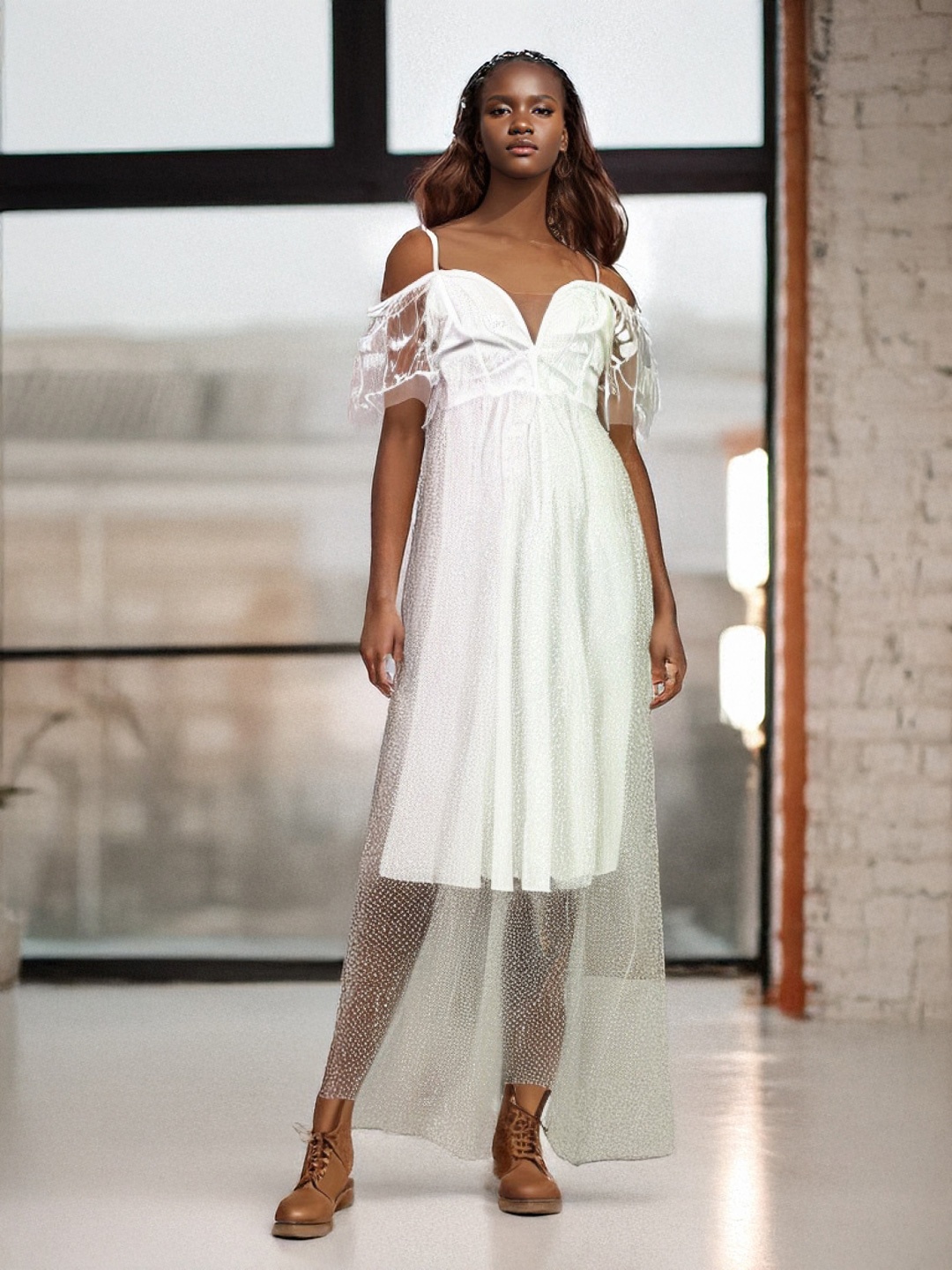 

KPOP V-Neck Maxi Dress, White