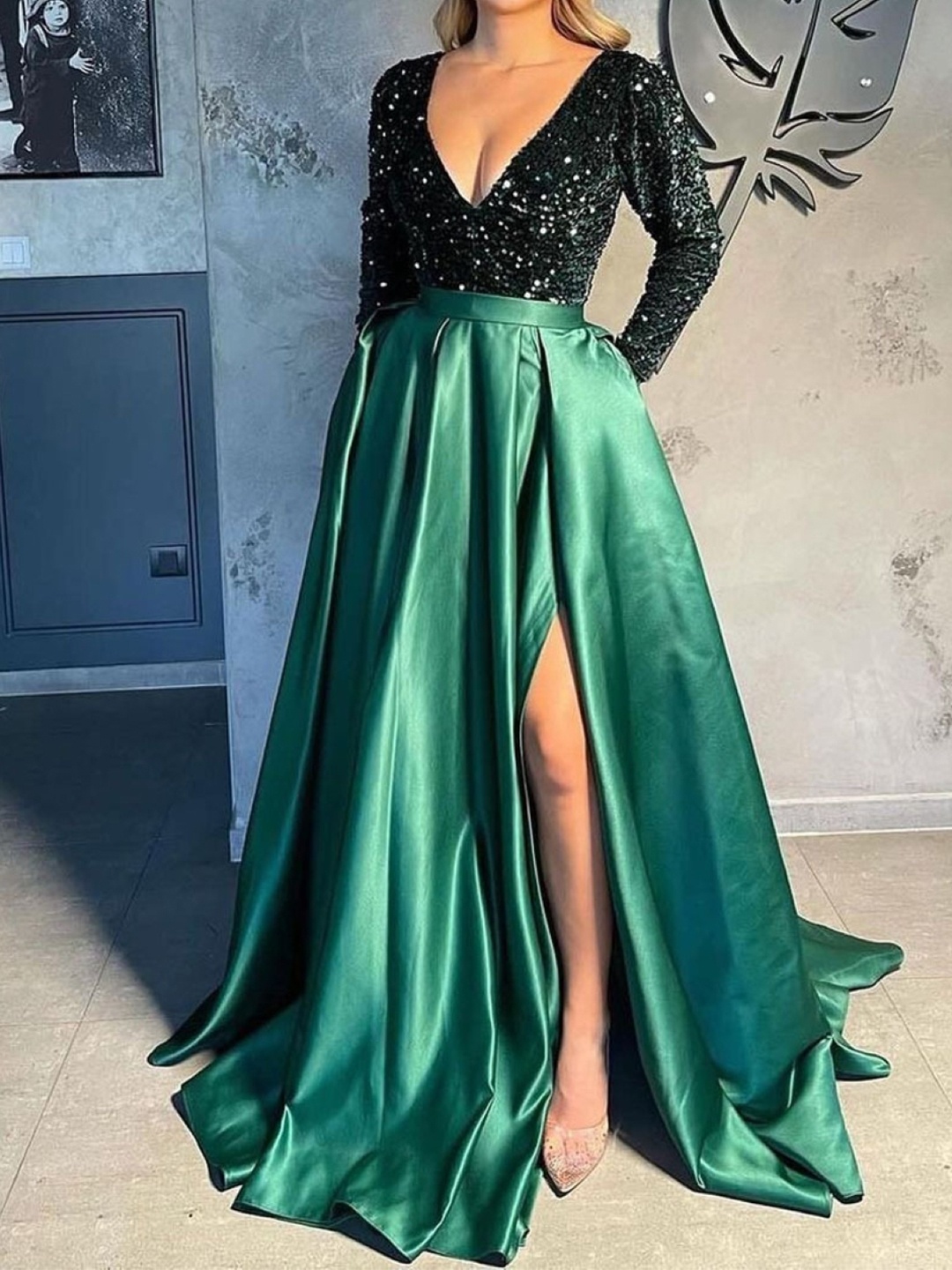 

KPOP Women Solid V-Neck Maxi Dress, Green