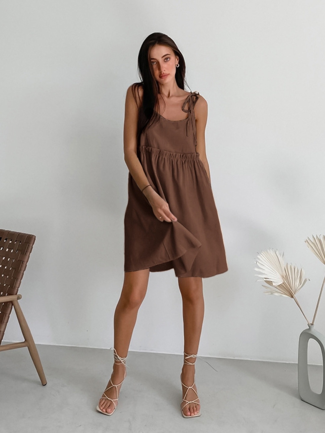 

KPOP Women Solid Shoulder Straps Sleeveless A-Line Dress, Brown