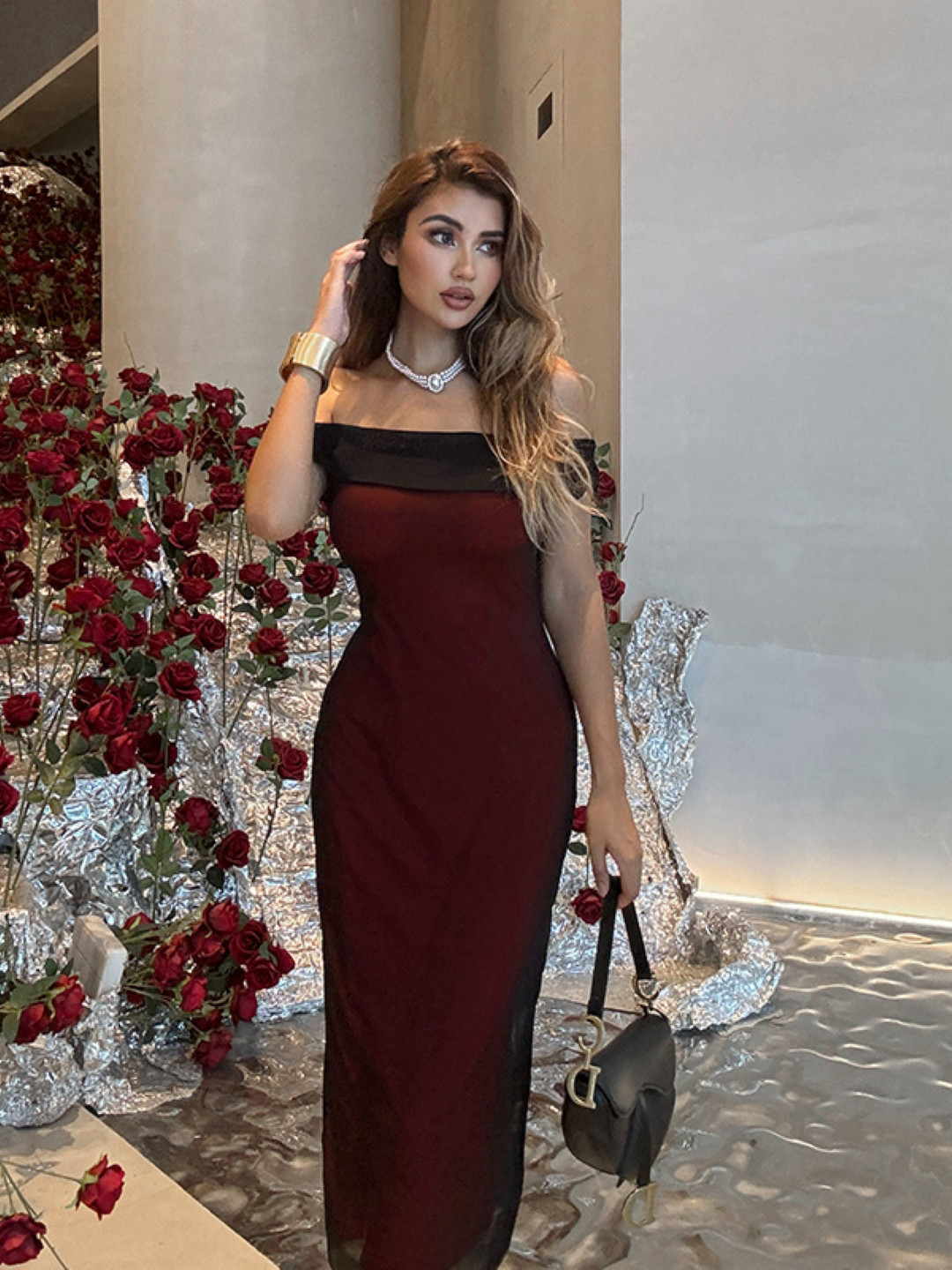 

KPOP Solid Off-Shoulder Bodycon Maxi Dress, Red