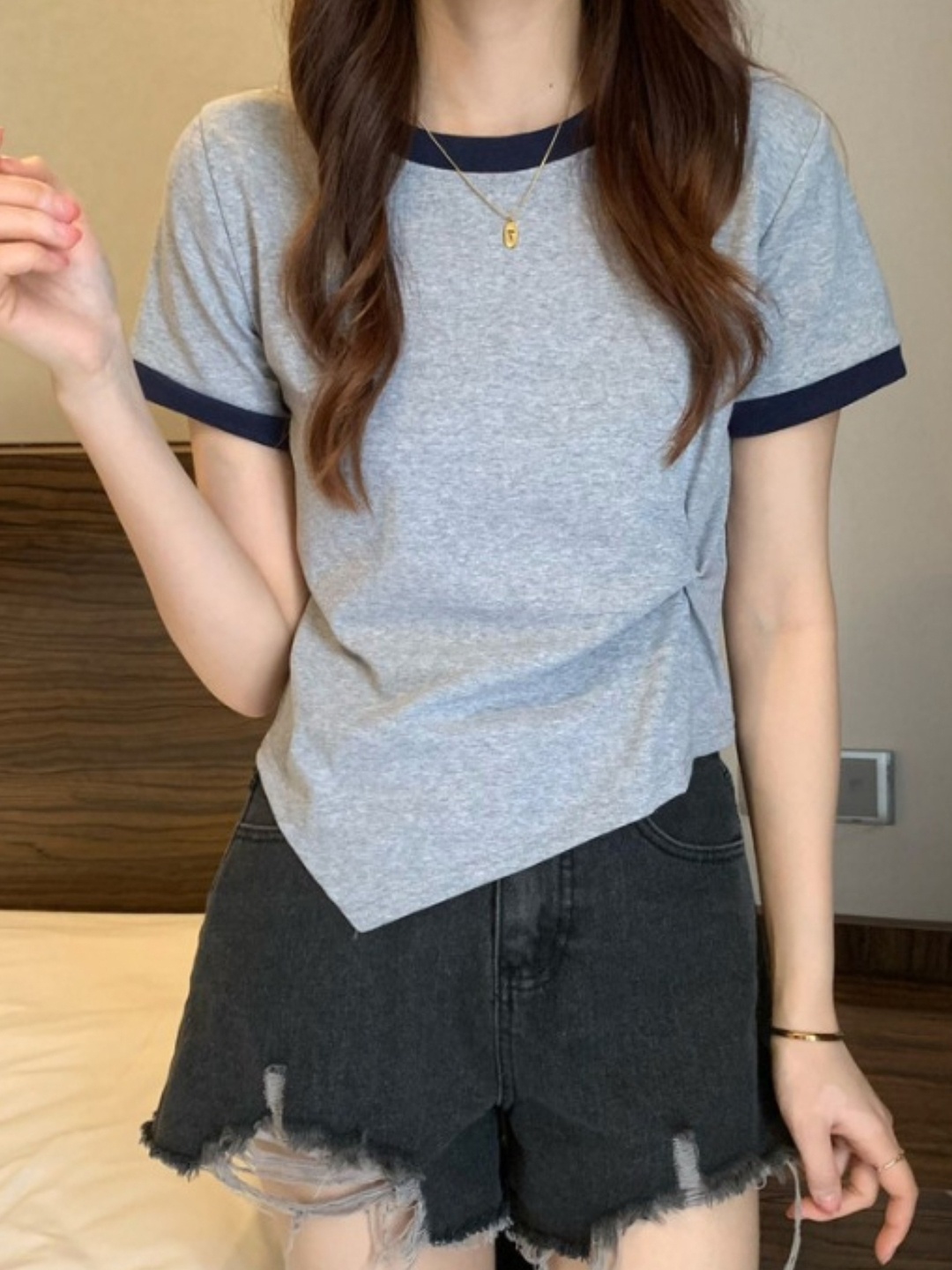 

KPOP Women Solid Cut Out Top, Grey