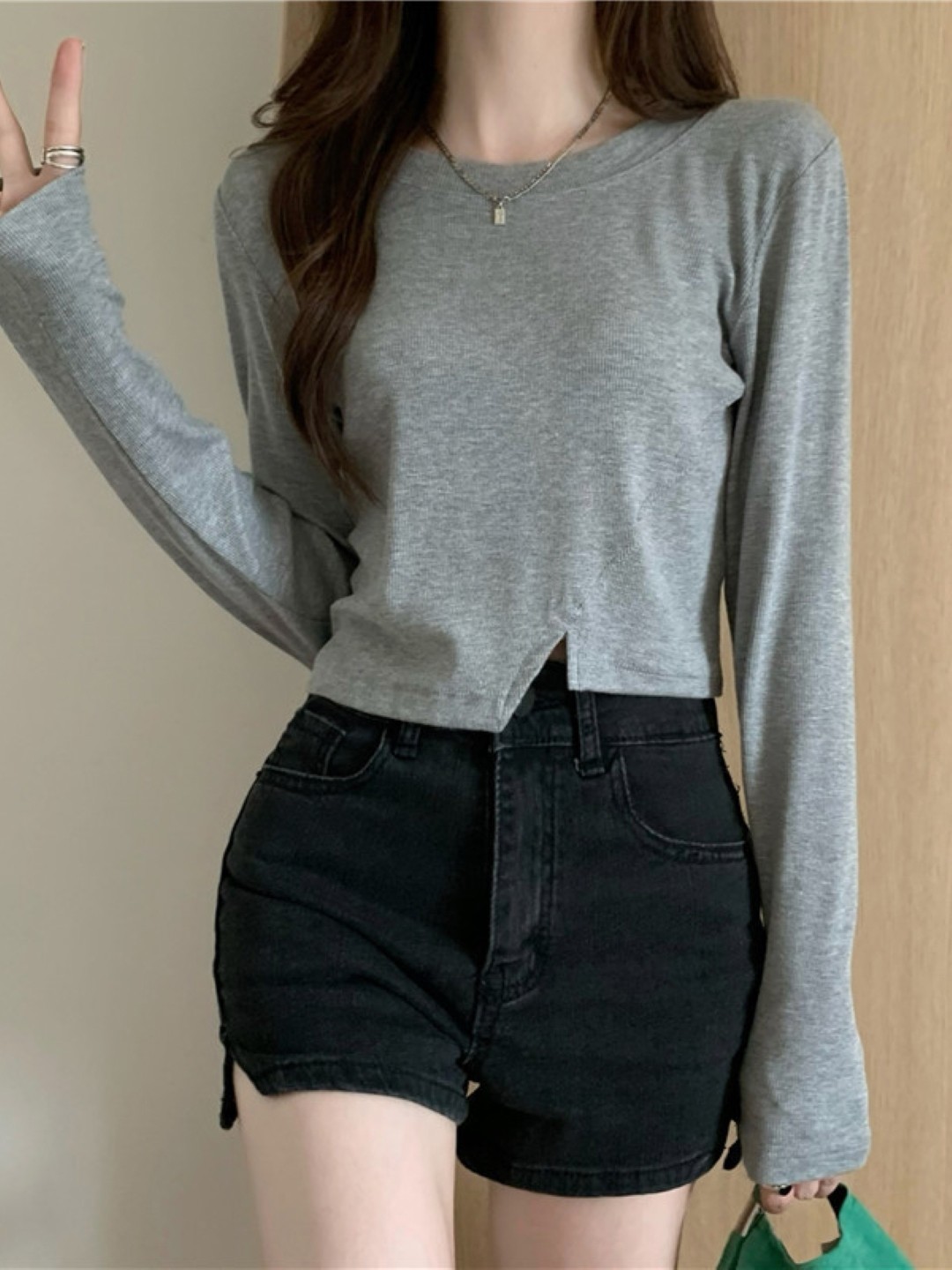 

KPOP Women Round Neck Extended Sleeves Crop Top, Silver