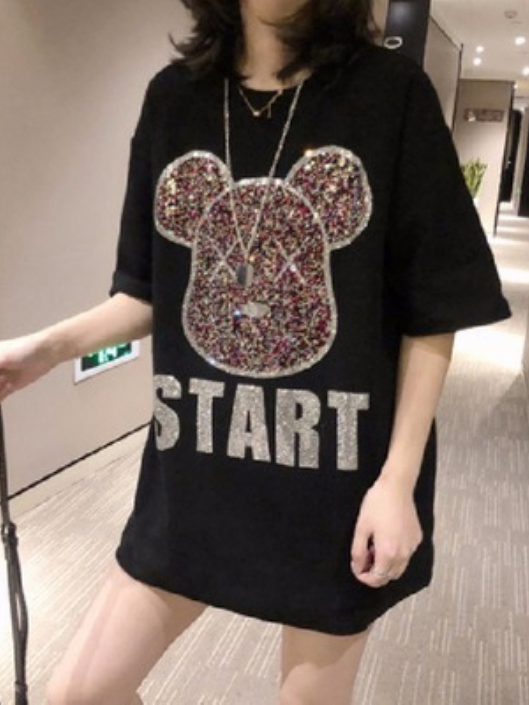 

KPOP Women Typography Printed Oversized T-shirt, Black