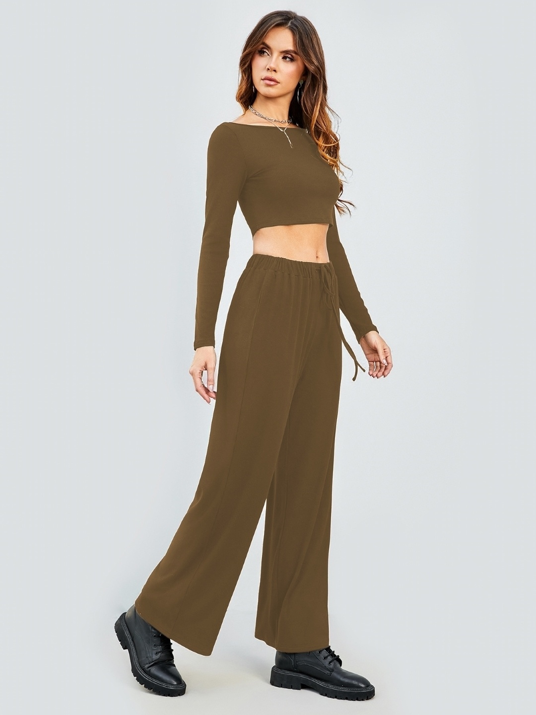 

KPOP Round Neck Long Sleeves Top With Trousers, Khaki