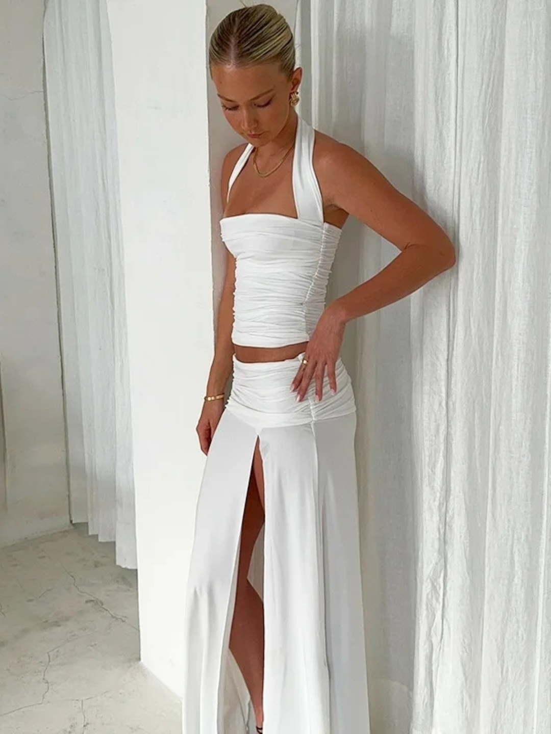 

KPOP Halter Neck Crop Top With Shirt, White