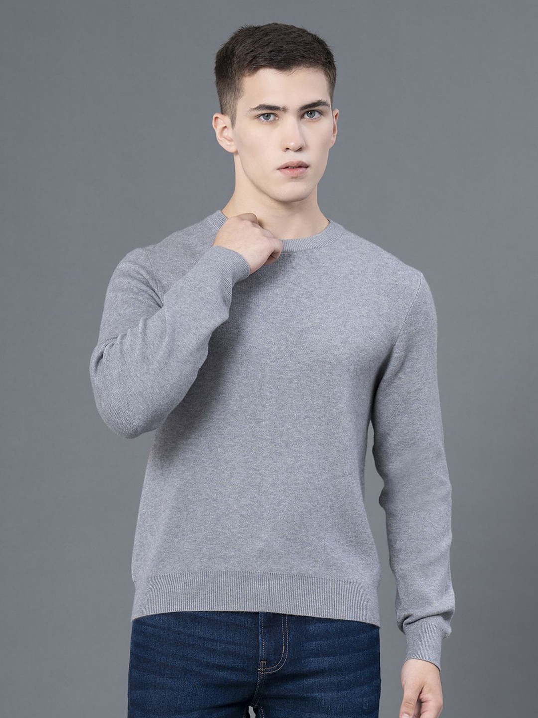 

Red Tape Men Solid Round Neck Sweater, Grey melange