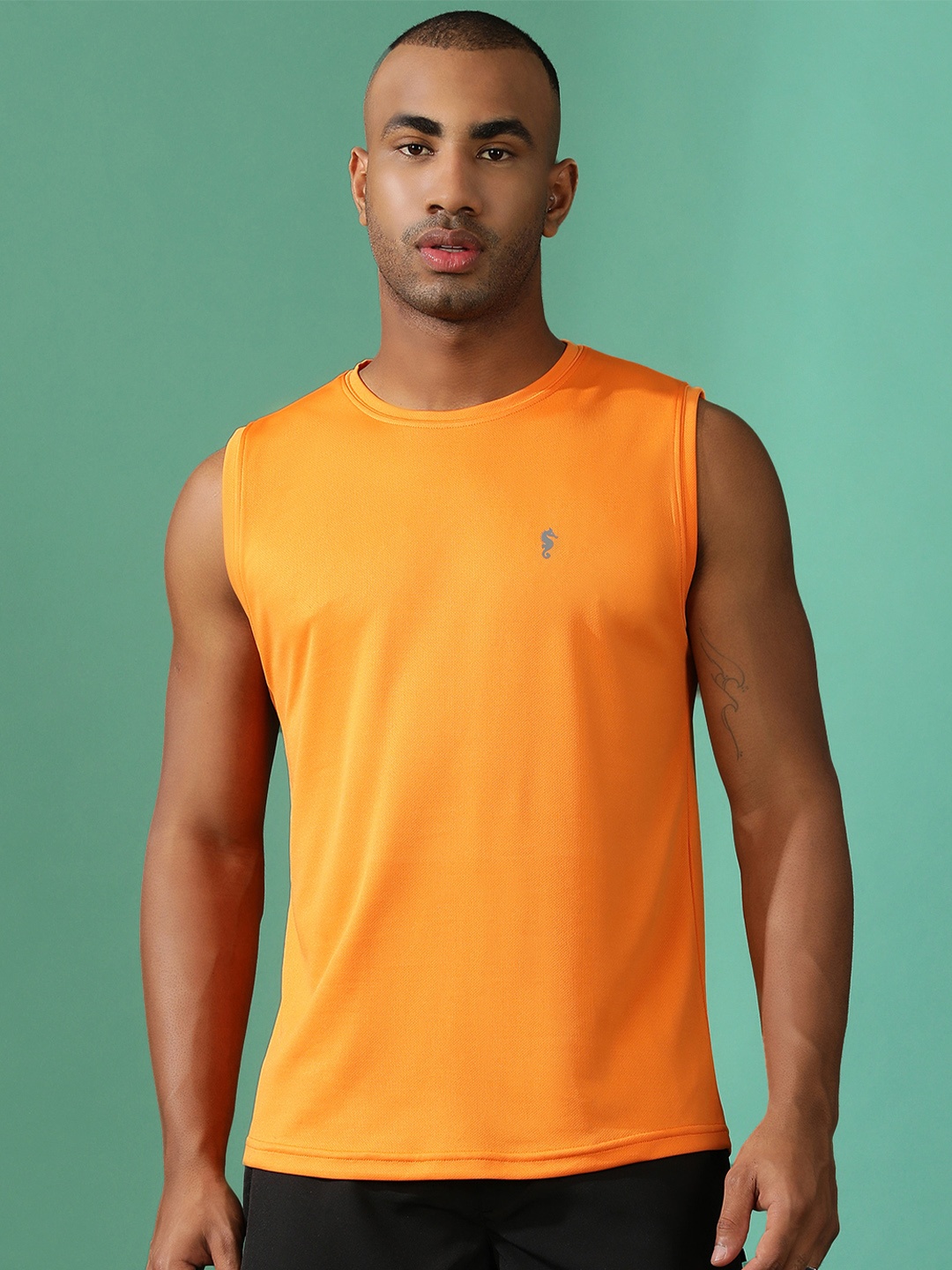 

EPPE Men Dry Fit Solid Round Neck Slim Fit Sleeveless Sports T-shirt, Orange