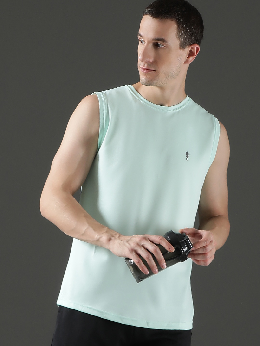 

EPPE Men Dry Tech Solid Round Neck Slim Fit Sleeveless Sports T-shirt, Blue