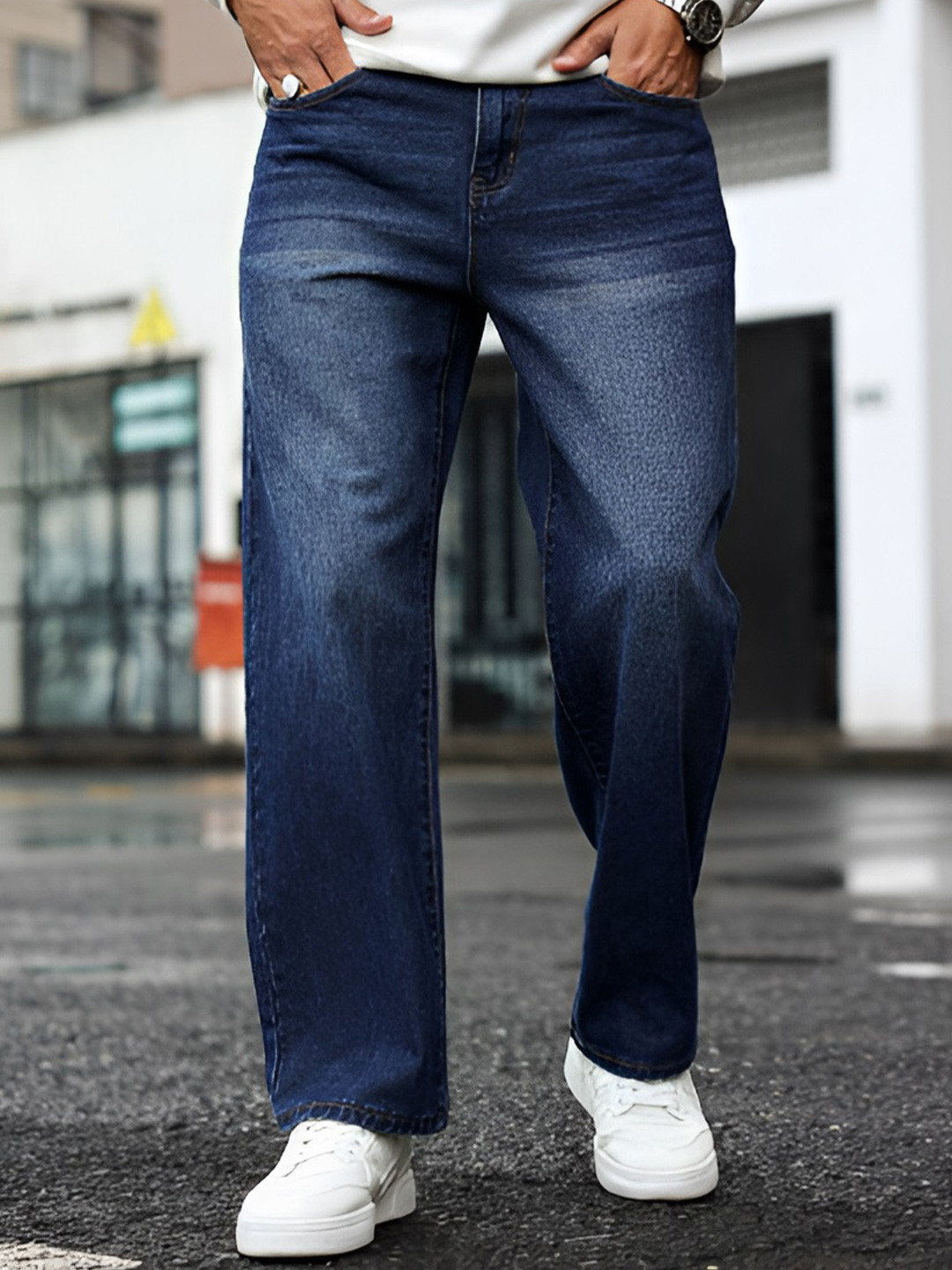 

Ben Martin Men Loose Fit High-Rise Light Fade Stretchable Jeans, Navy blue