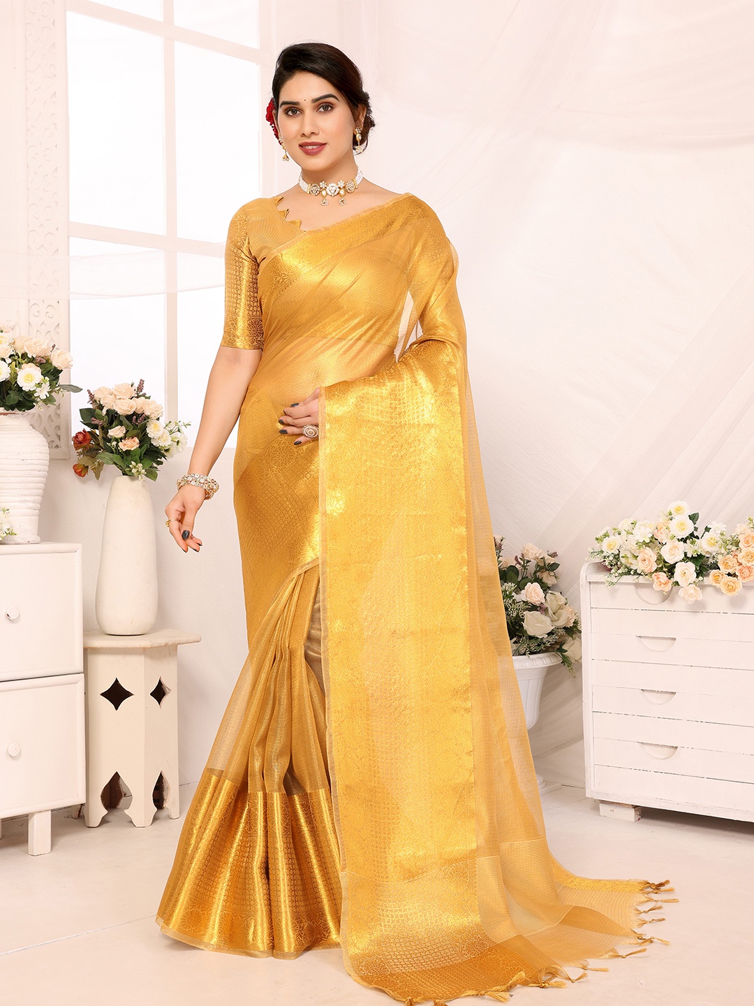 

KALINI Woven Design Zari Tissue Banarasi Saree, Cream