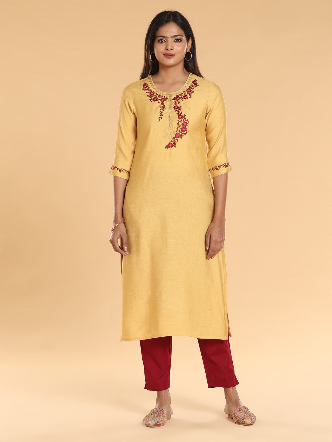 Vismay Floral Embroidered Thread Work Kurta, Yellow