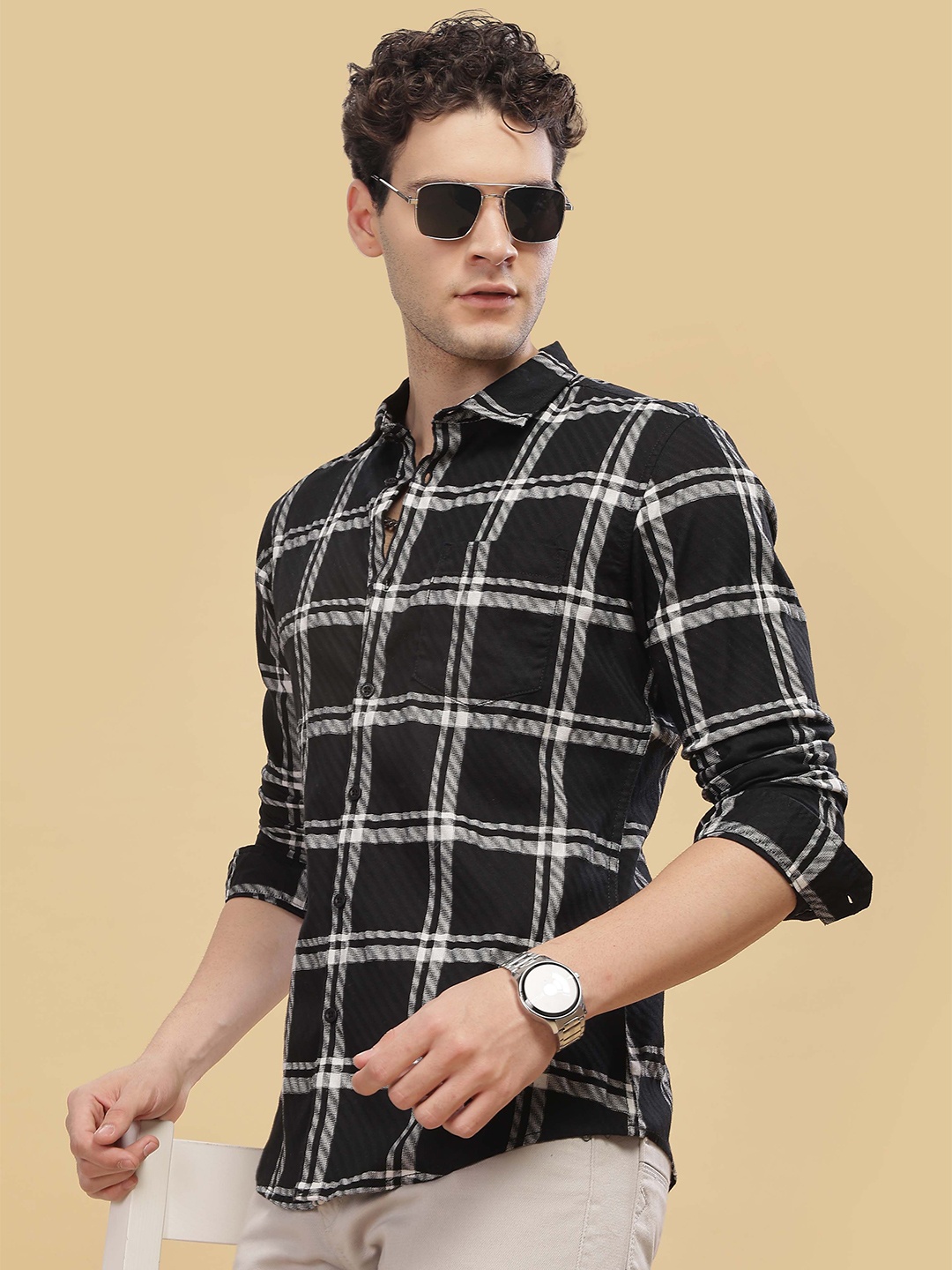 

HERE&NOW Men Spread Collar Tartan Checked Cotton Slim Fit Casual Shirt, Black