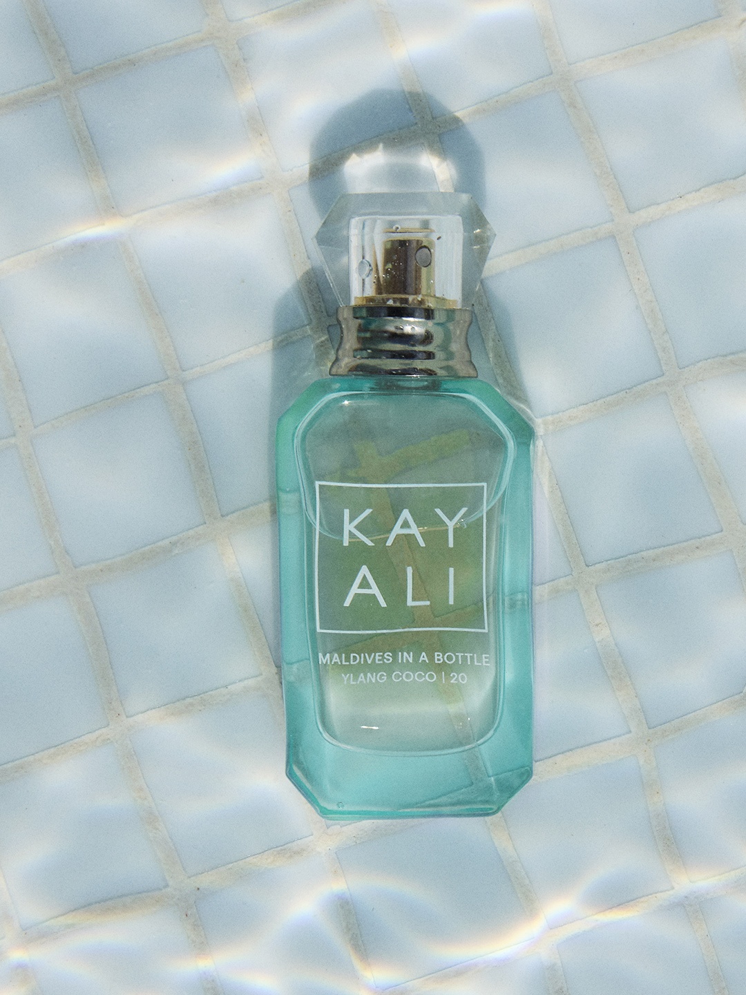 

Kayali Maui in a Bottle Sweet Banana 37 Eau de Parfum - 10 ml, Blue