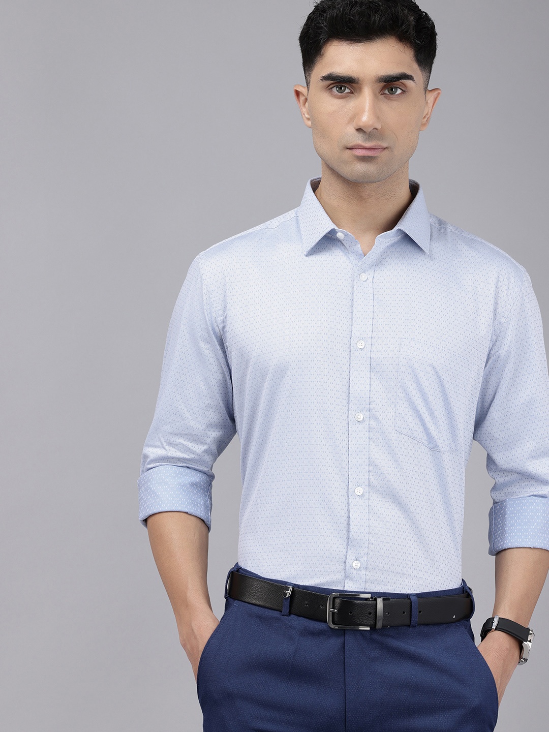 

Park Avenue Slim Fit Self Designed Pure Cotton Formal Shirt, Blue