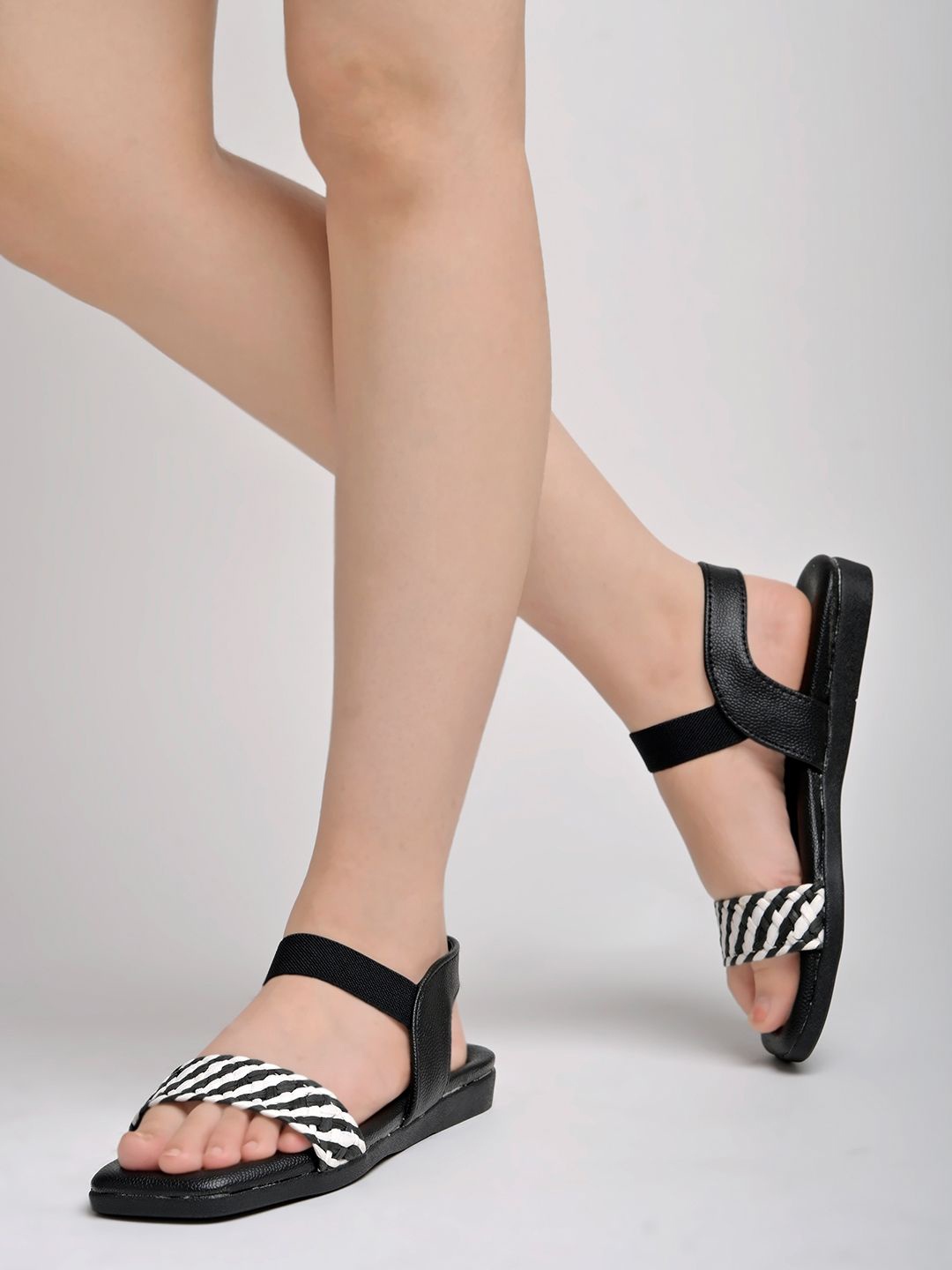 

Shoetopia Women Backstrap Open Toe Flats, Black