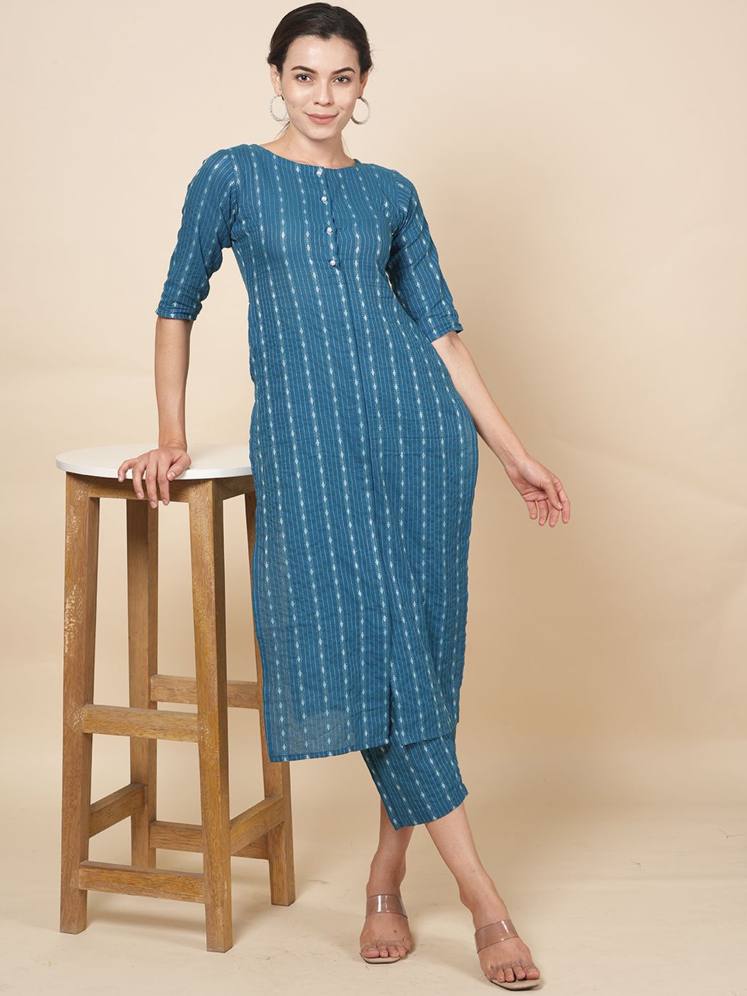 

LABEL KRISHA Kantha Embroidered Thread Work Pure Cotton Straight Kurta With Trouser, Turquoise blue