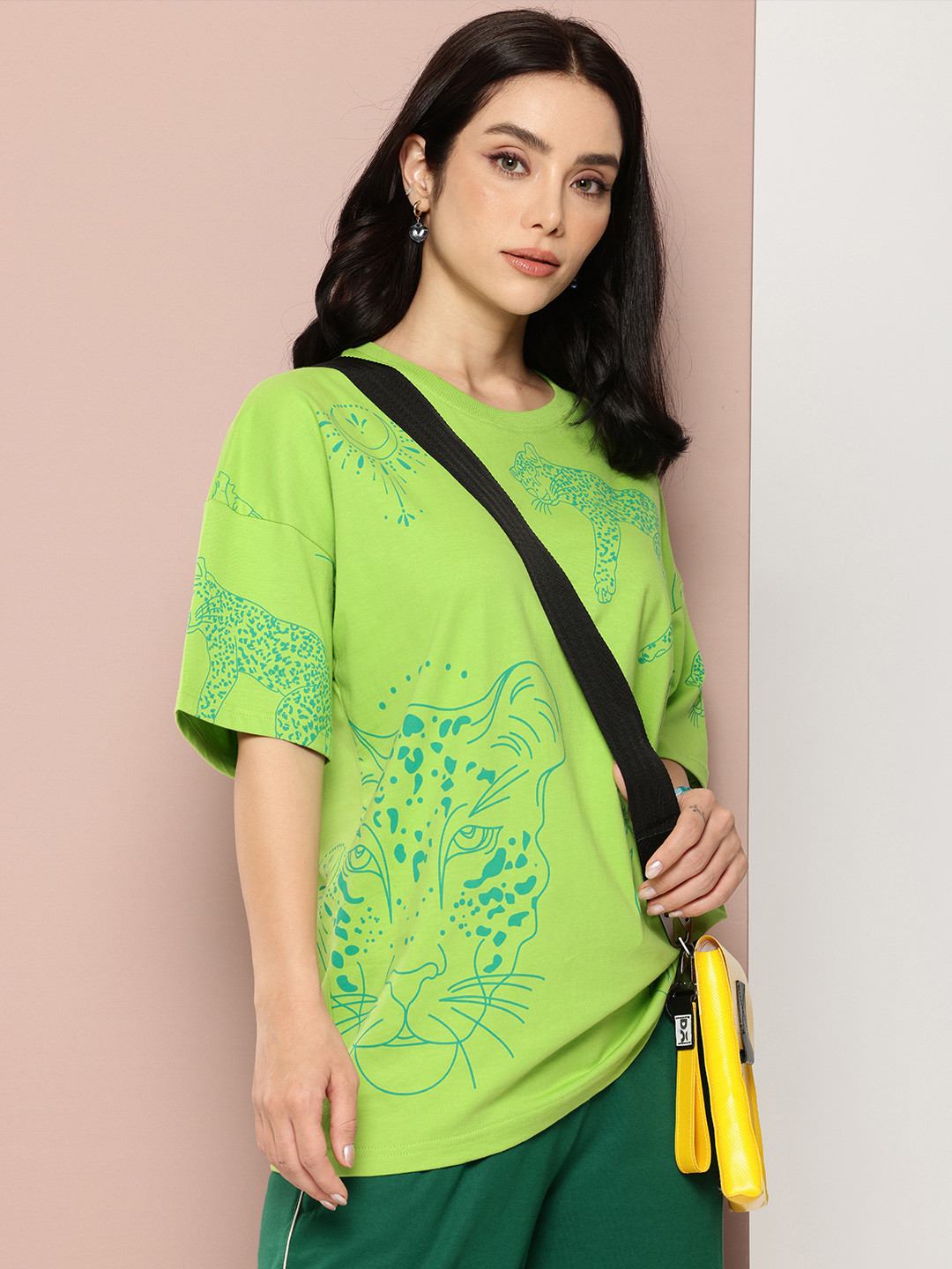 

Stormborn Printed Drop-Shoulder Sleeves Oversized Pure Cotton T-shirt, Green