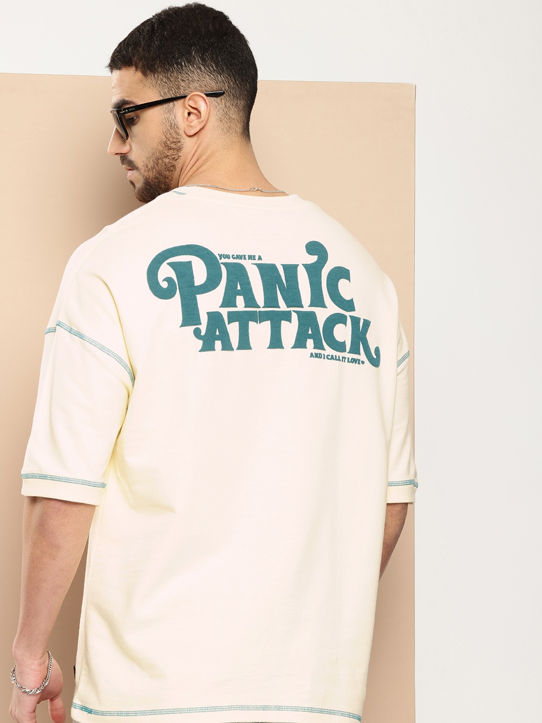 

Difference of Opinion Men Printed Drop-Shoulder Sleeves Oversized Pure Cotton T-shirt, White