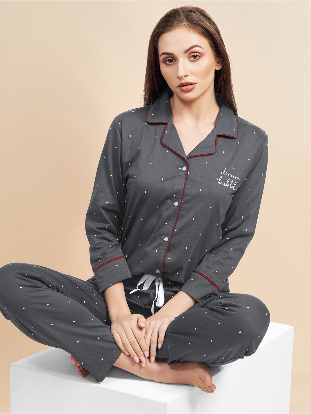 

PASTEL CLIP Women Printed Night suit, Grey