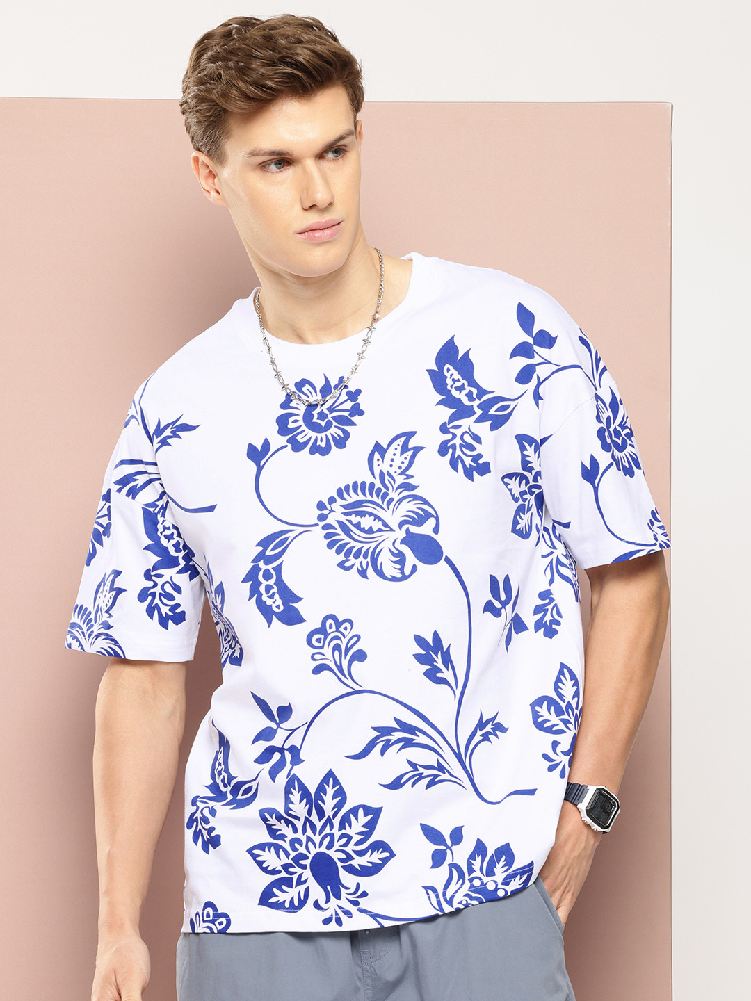 

Stormborn Men Floral Printed Drop-Shoulder Sleeves Oversized Pure Cotton T-shirt, White