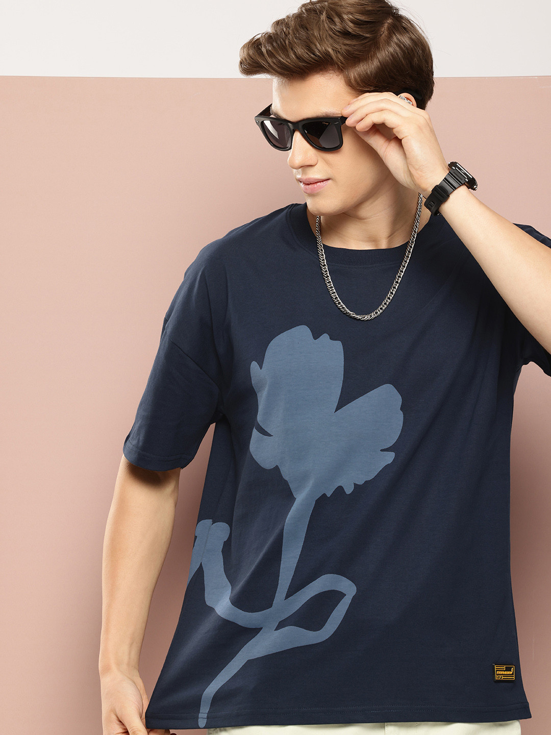 

Stormborn Men Floral Printed Drop-Shoulder Sleeves Oversized Pure Cotton T-shirt, Navy blue