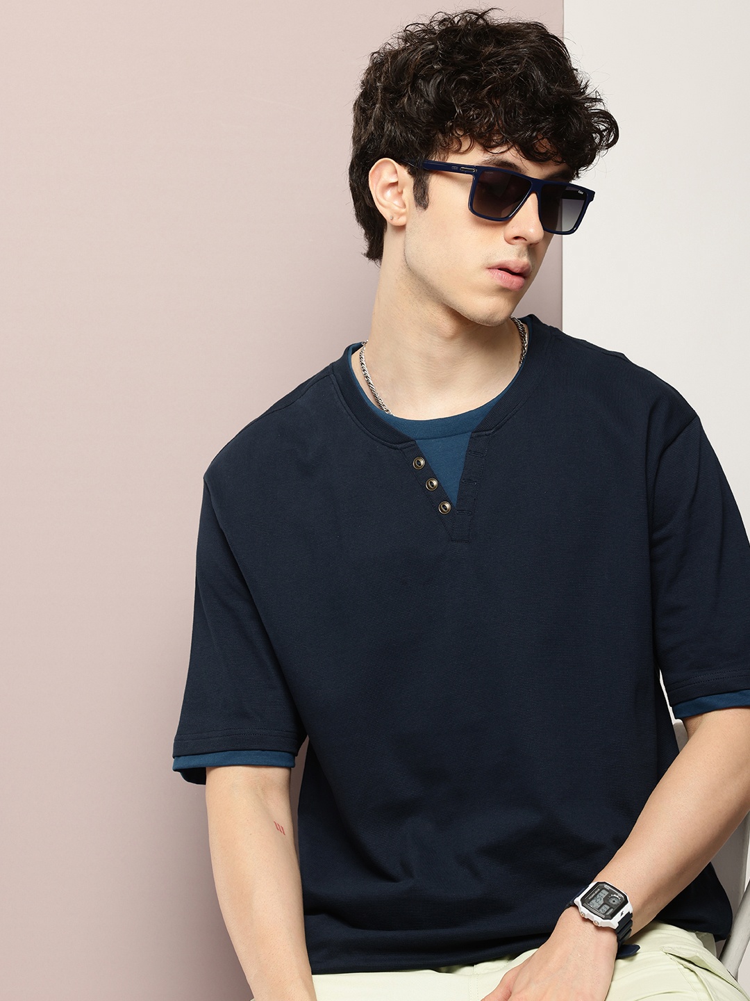 

DILLINGER Men V-Neck Oversized T-shirt, Navy blue