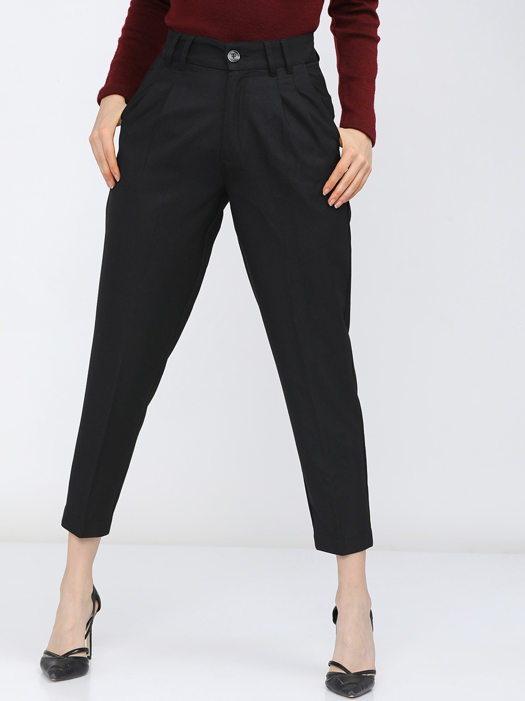 

Tokyo Talkies Women Mid-Rise Tapered Fit Trousers, Black