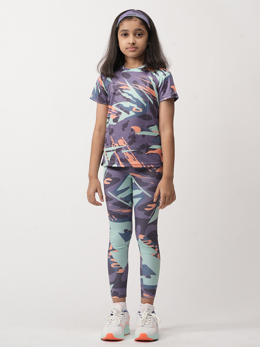 

UMILDO Girls Printed T-shirt with Leggings, Purple