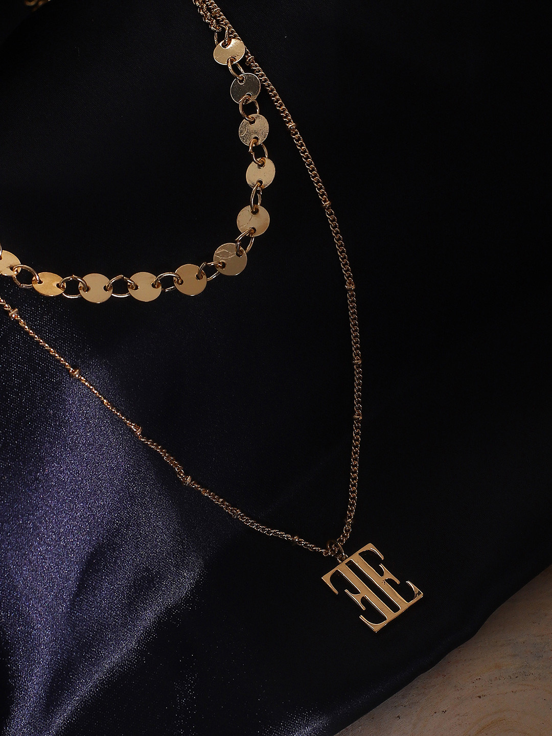 

ELLE Gold-Plated Minimal Double E Necklace